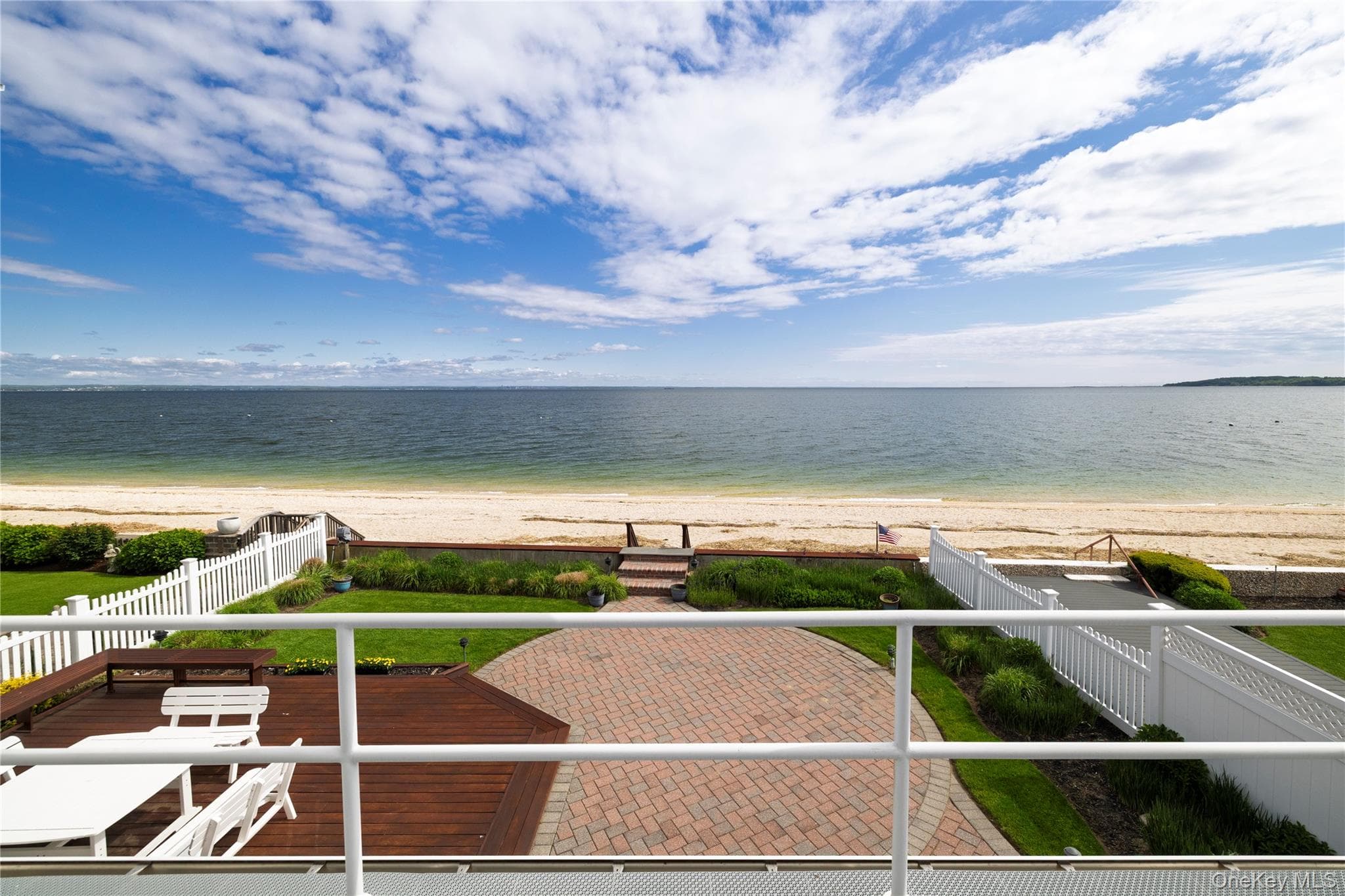 19 Oak Shore Drive thumbnail 22