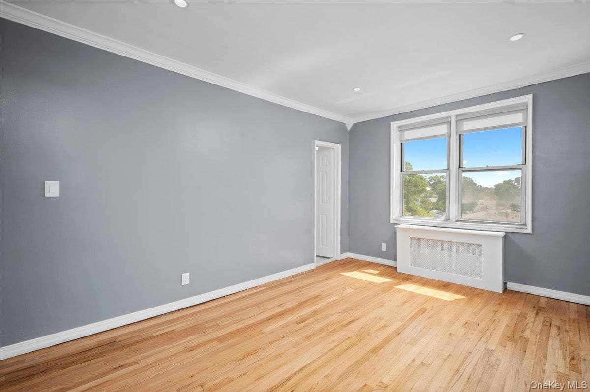 1111 Midland Avenue Unit: 6G thumbnail 12