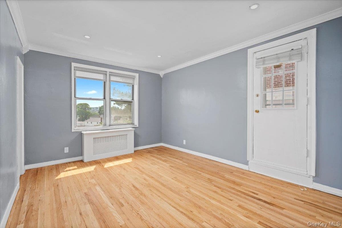 1111 Midland Avenue Unit: 6G thumbnail 10