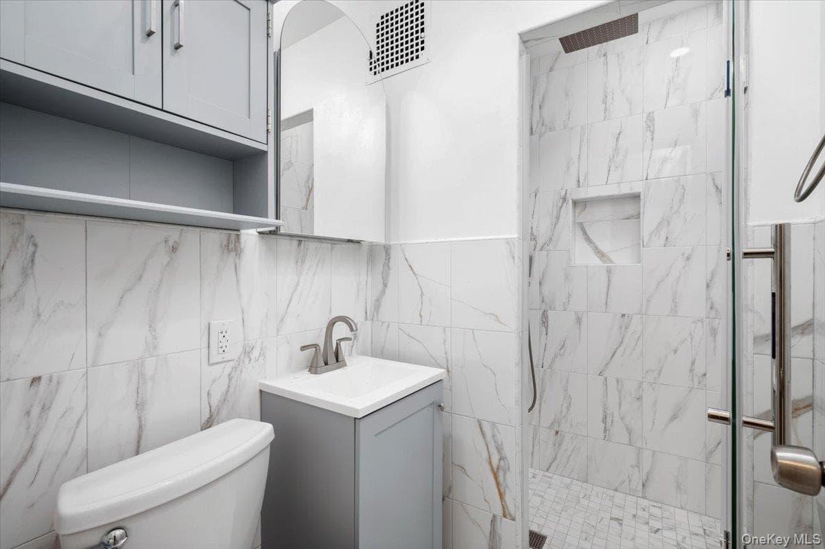 1111 Midland Avenue Unit: 6G thumbnail 13