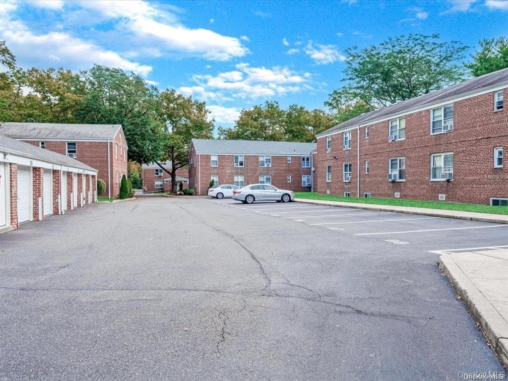 56 Edwards Street Unit: 2B thumbnail 17