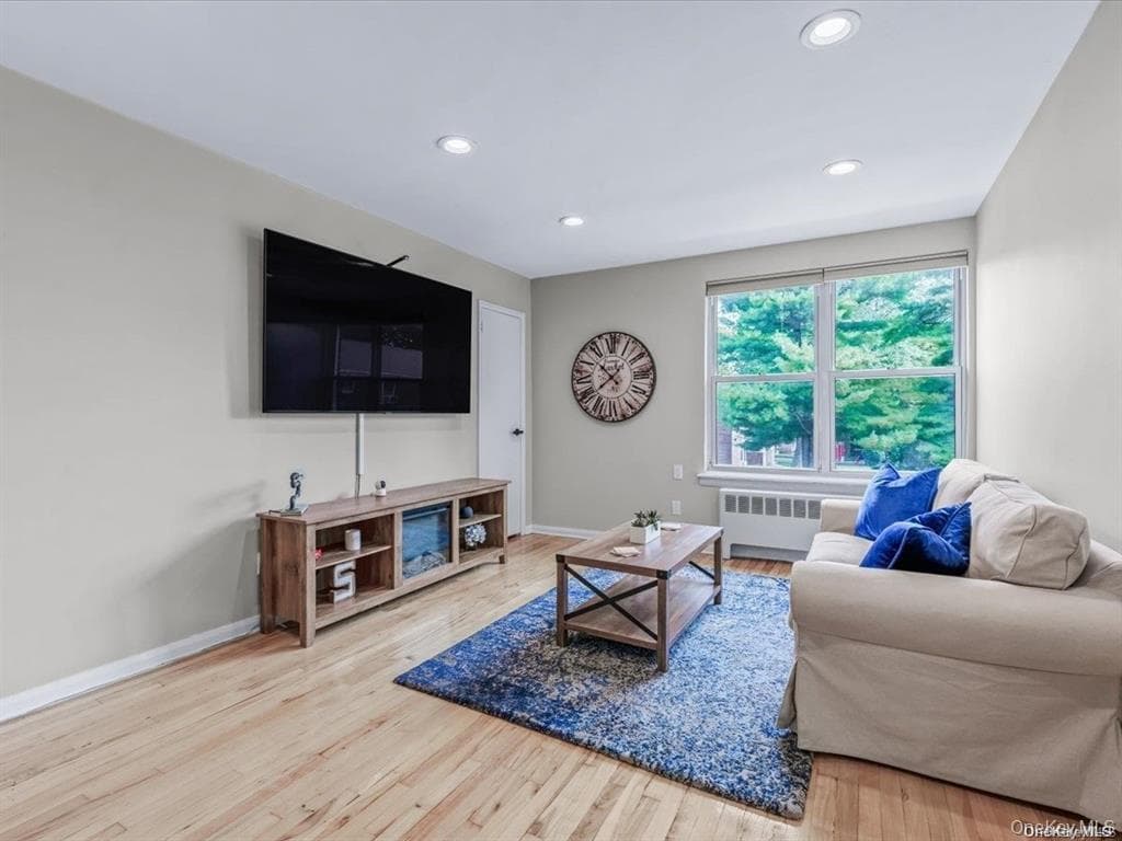 56 Edwards Street Unit: 2B thumbnail 5