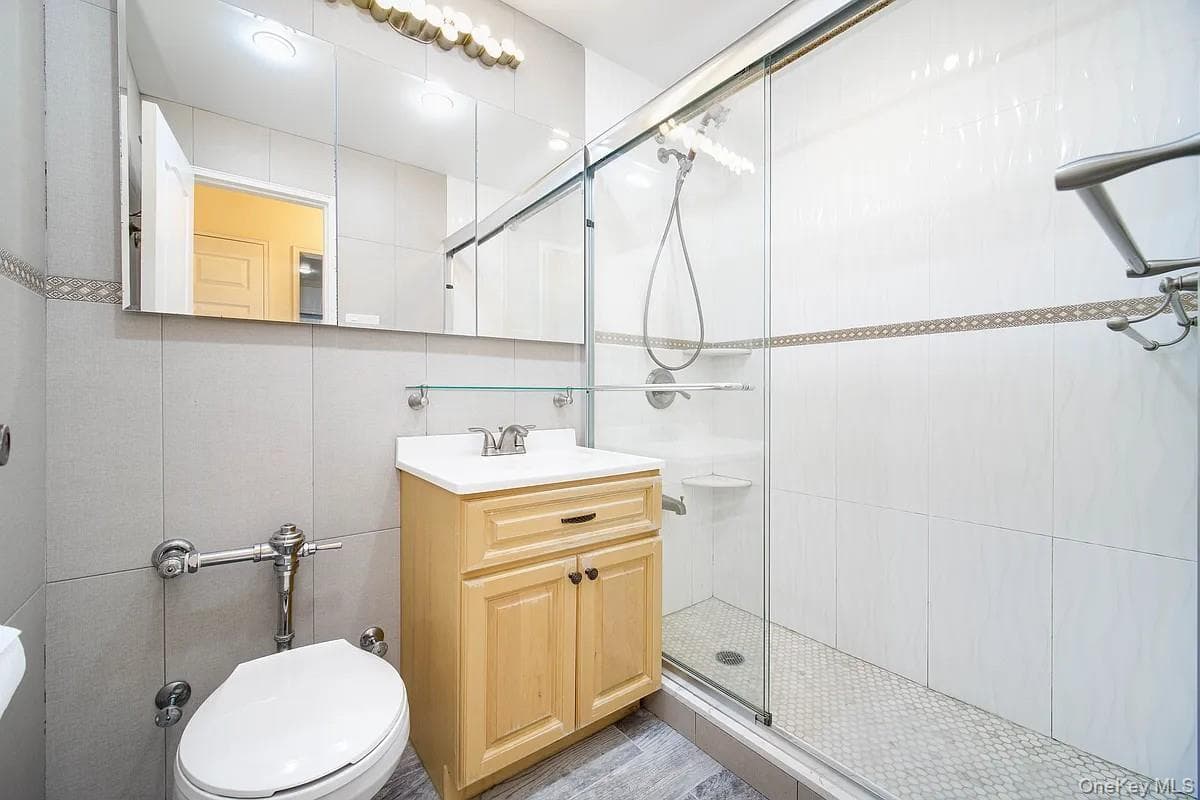 99-05 59th Avenue Unit: 2A thumbnail 9