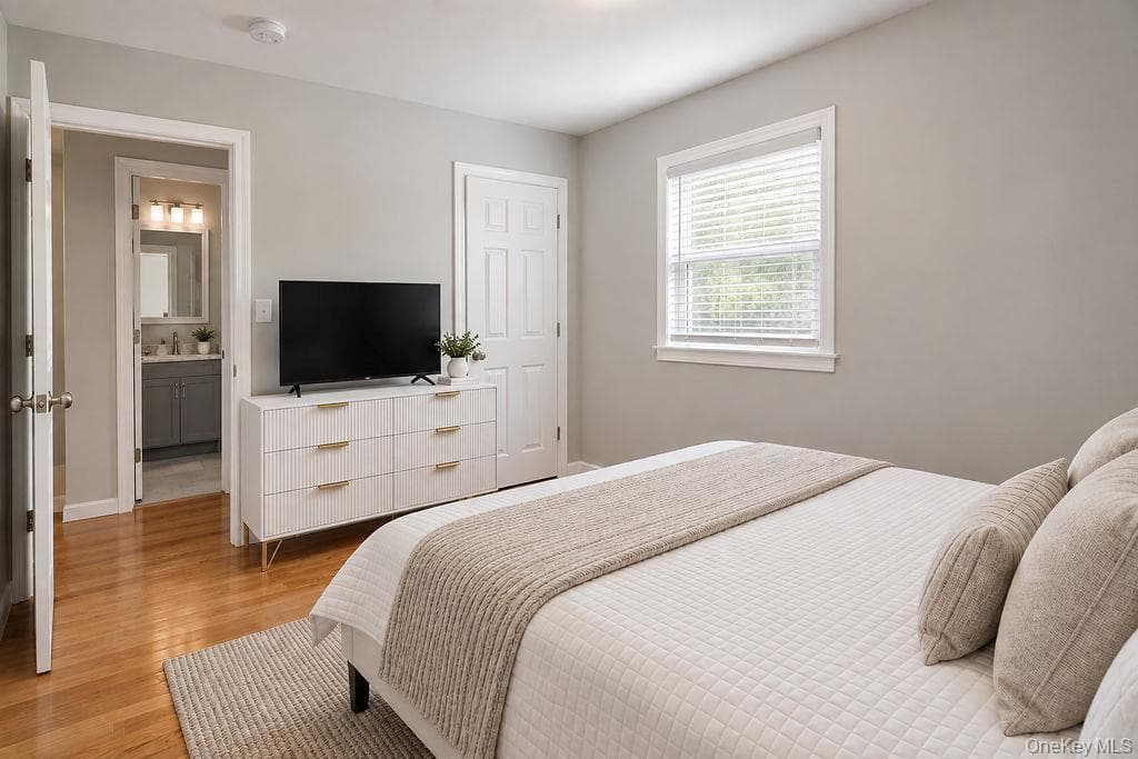 102 Patchogue Drive thumbnail 27