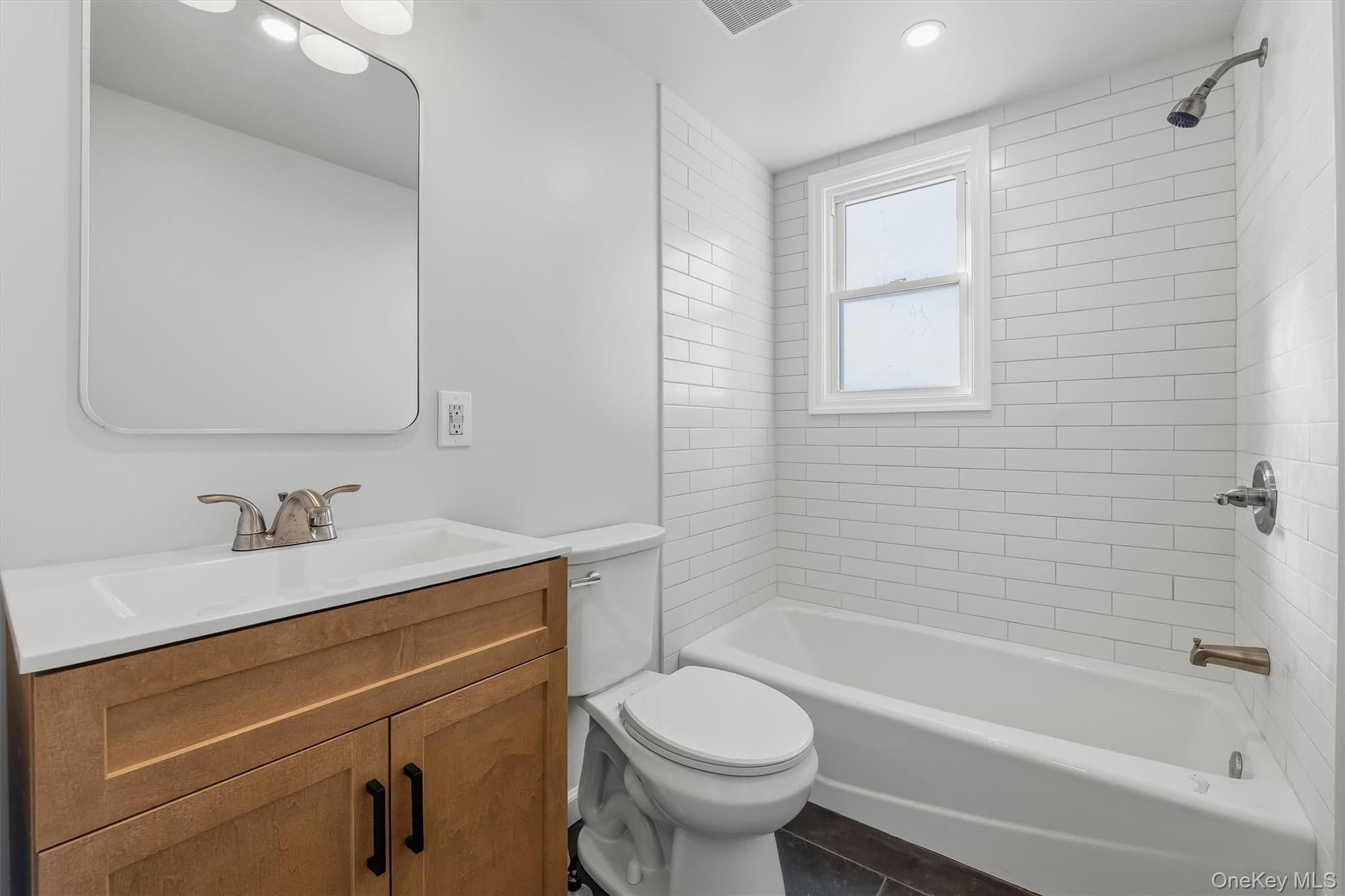 339 N Broadway thumbnail 9