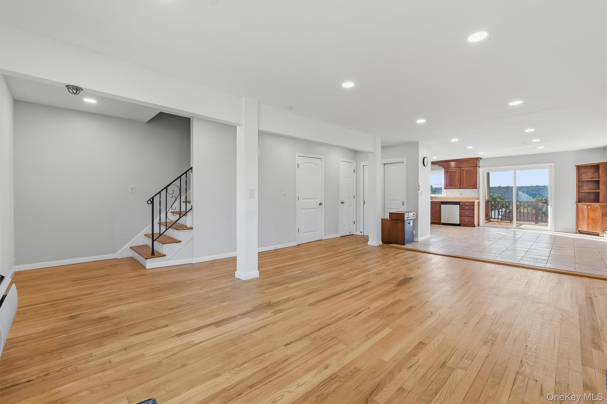339 N Broadway thumbnail 15