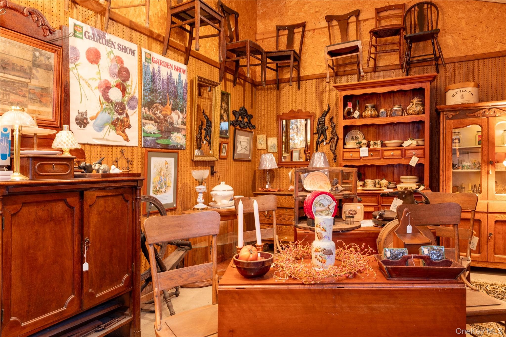 15400 Main Street thumbnail 17