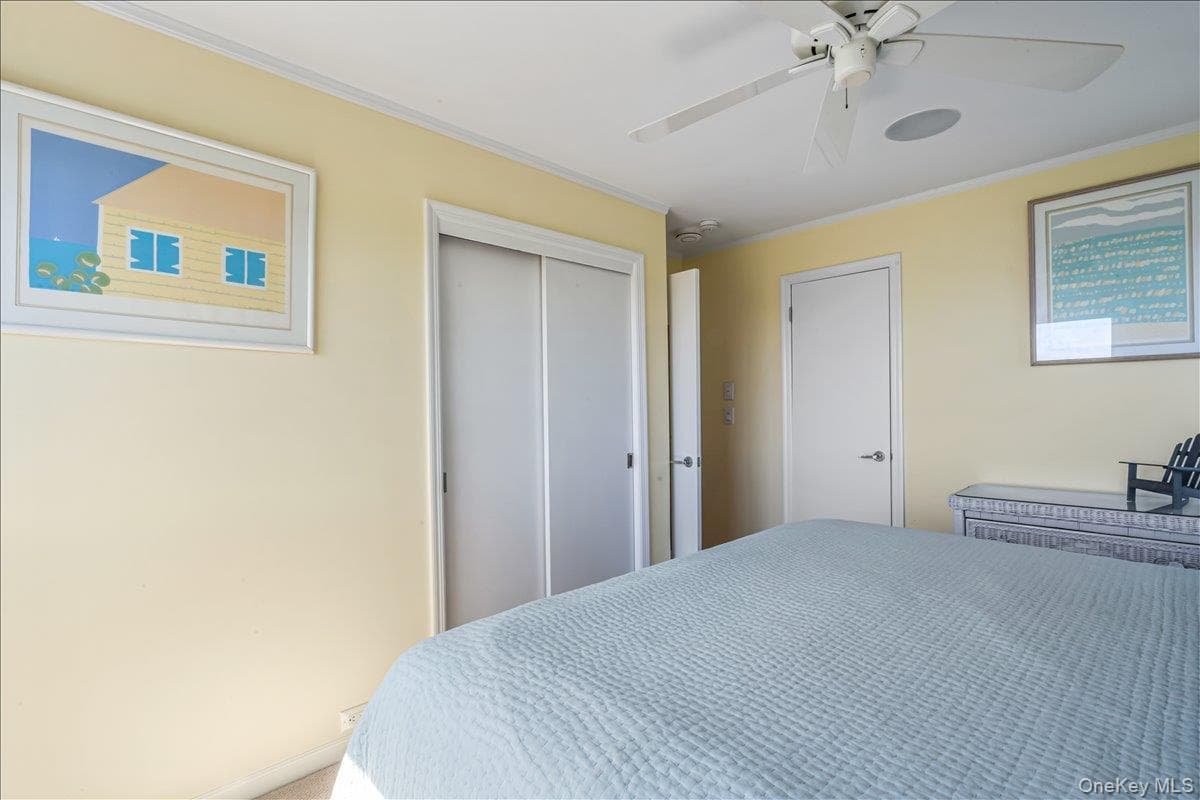 556 Dune Road thumbnail 30