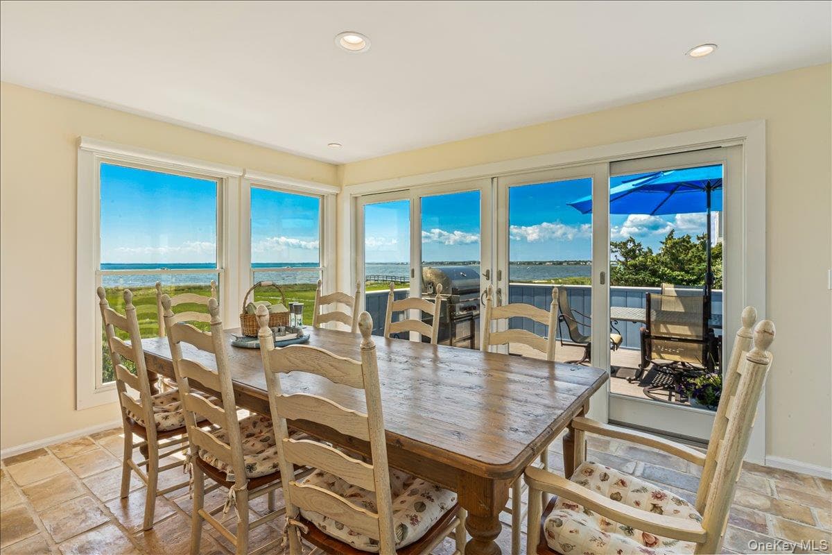 556 Dune Road thumbnail 11