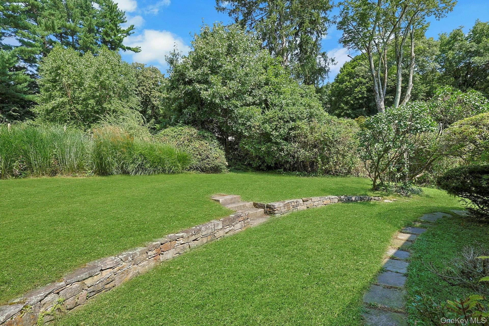 35 Grandview Avenue thumbnail 35