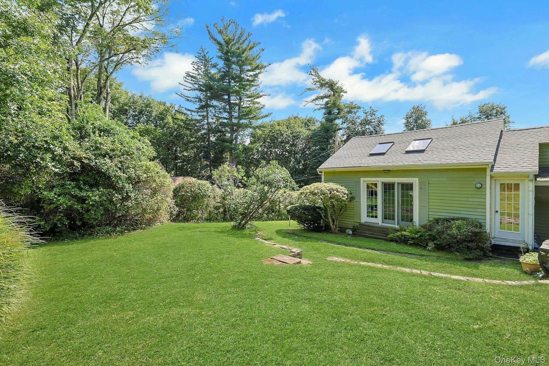 35 Grandview Avenue thumbnail 34