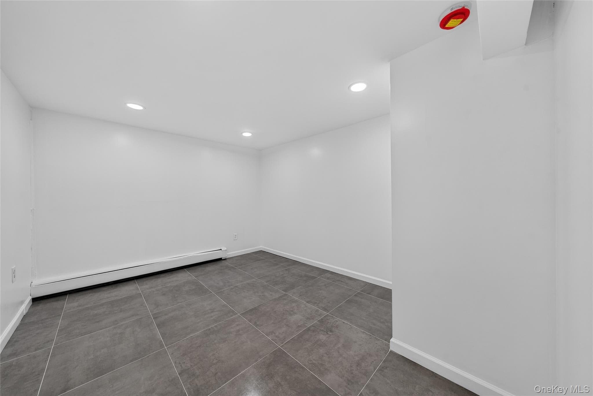 28 Roslyn Avenue thumbnail 21
