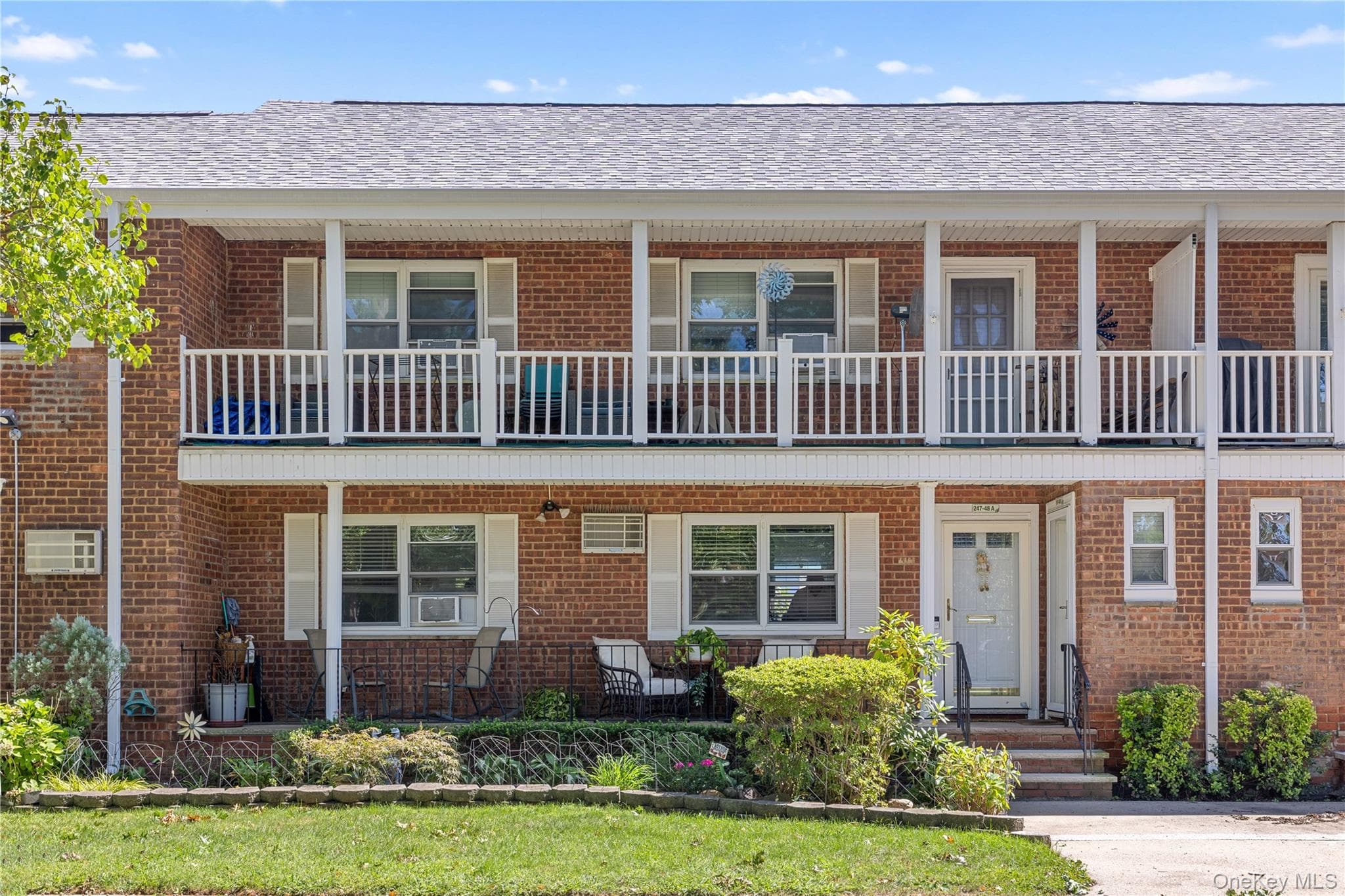 247-48 77th Crescent Unit: Lower thumbnail 2