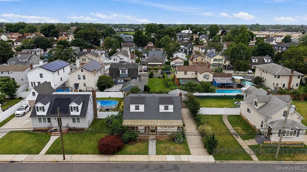 335 Roquette Avenue thumbnail 8