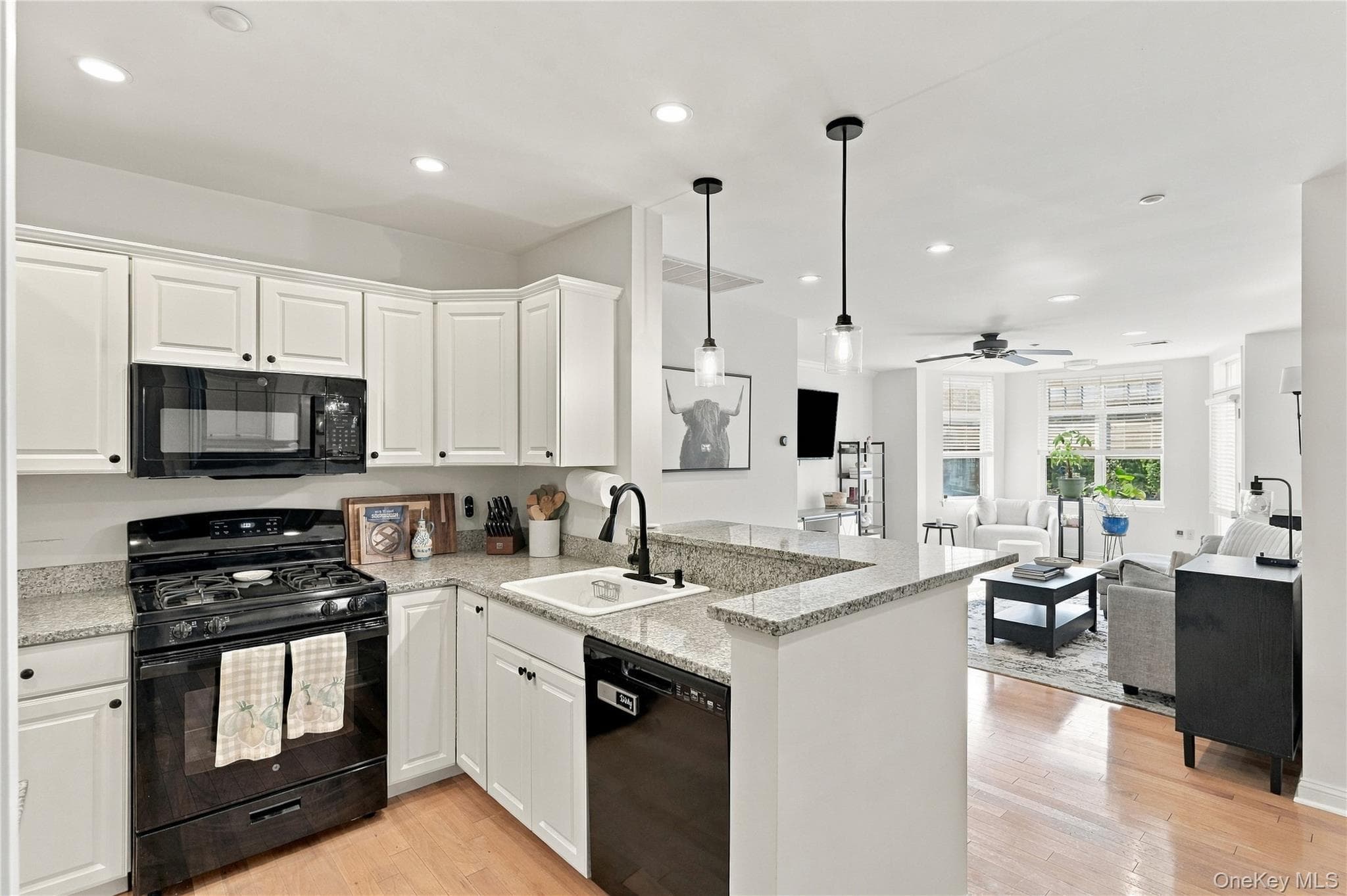 3102 Leeward Drive thumbnail 6