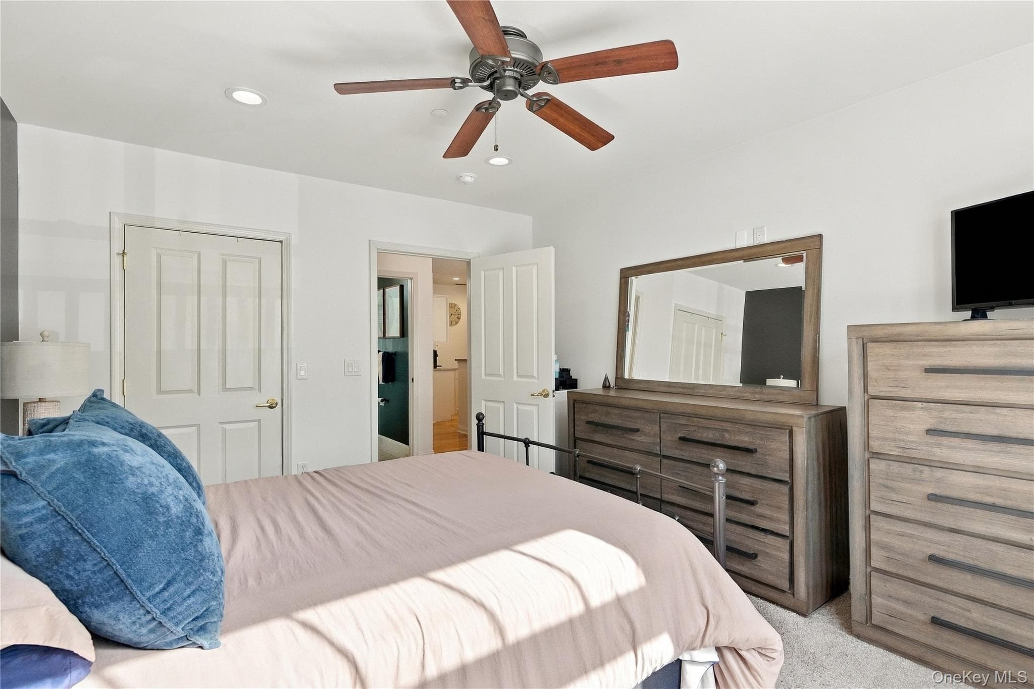 3102 Leeward Drive thumbnail 19