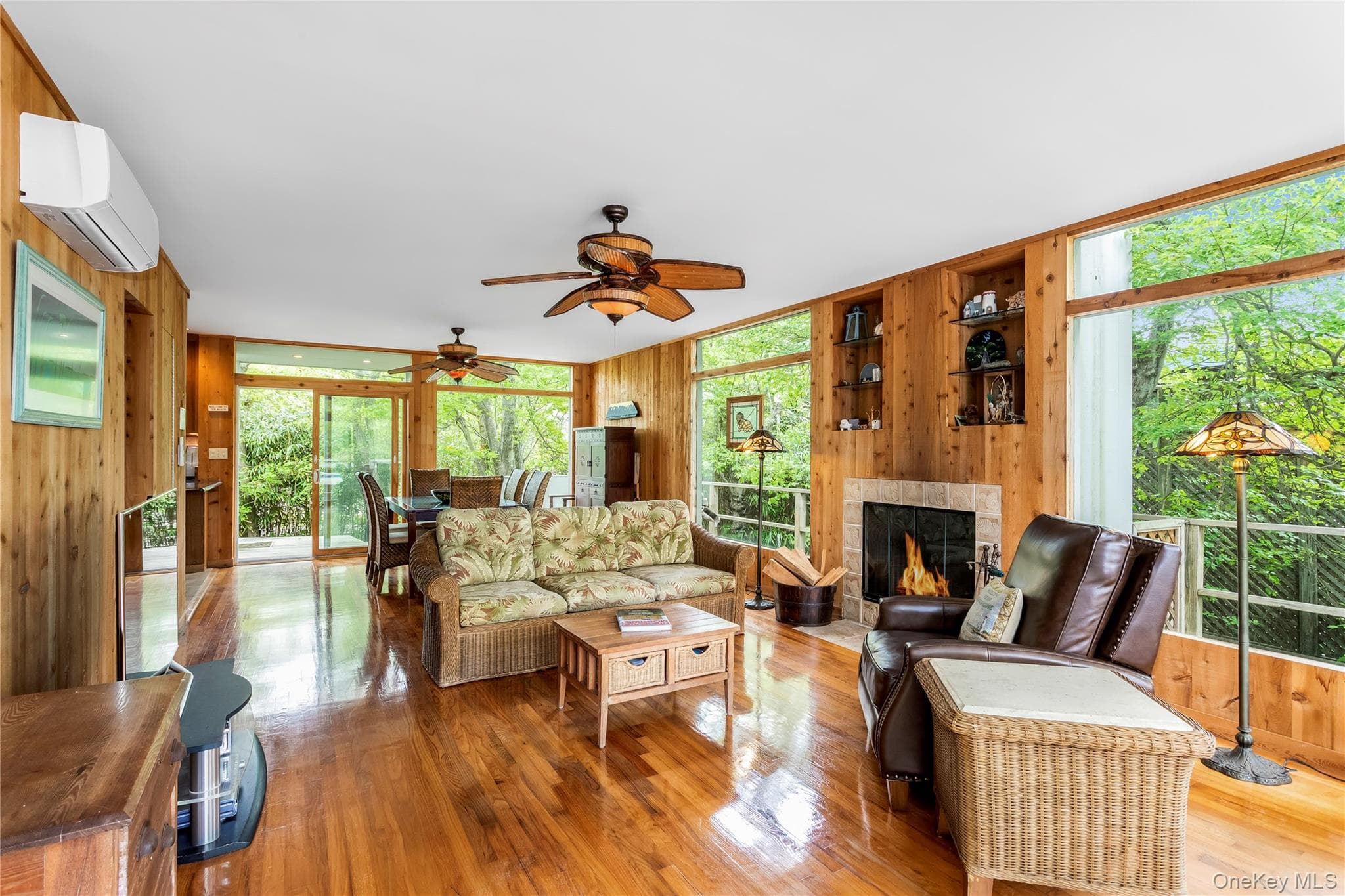 293 Bay Walk thumbnail 4