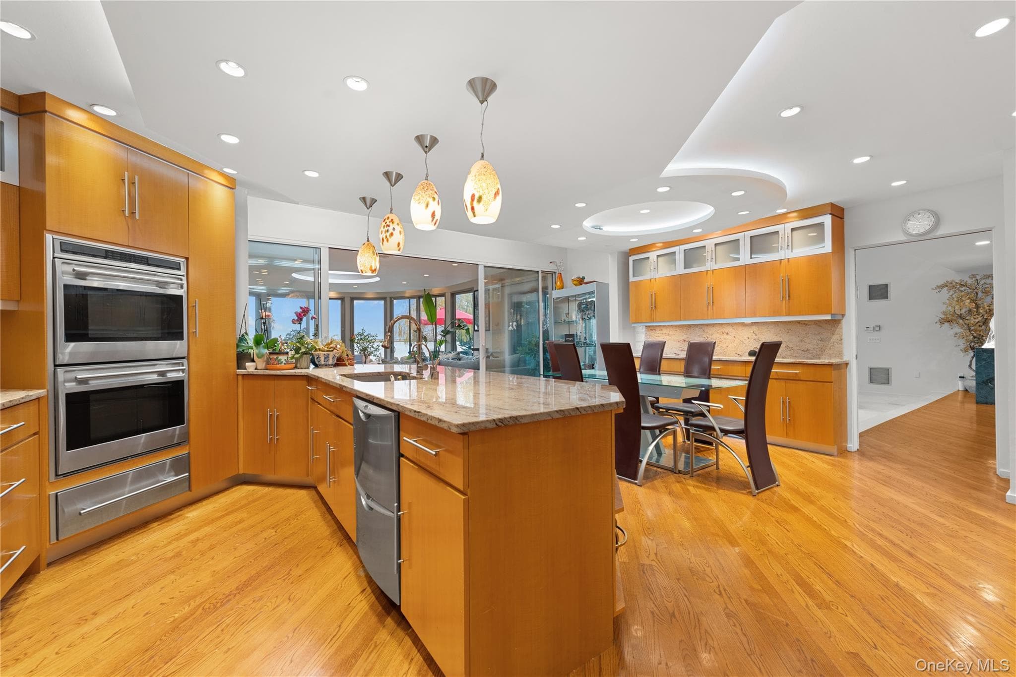 1010 Seawane Drive thumbnail 19