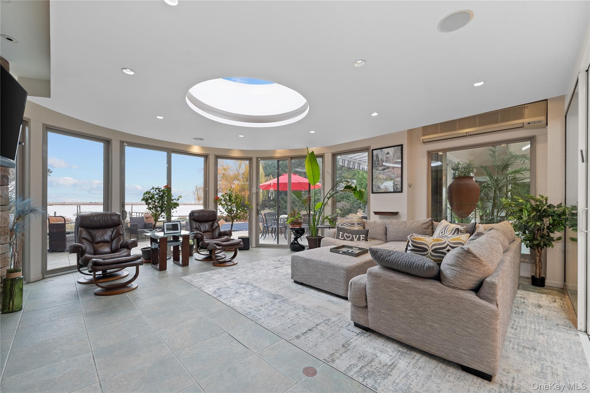 1010 Seawane Drive thumbnail 26