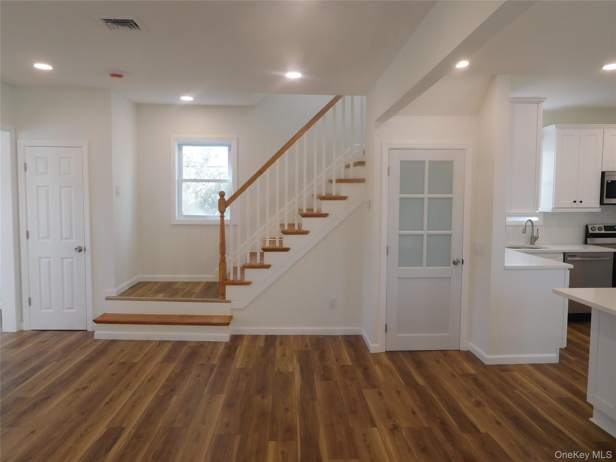 35 Fairview Avenue thumbnail 9