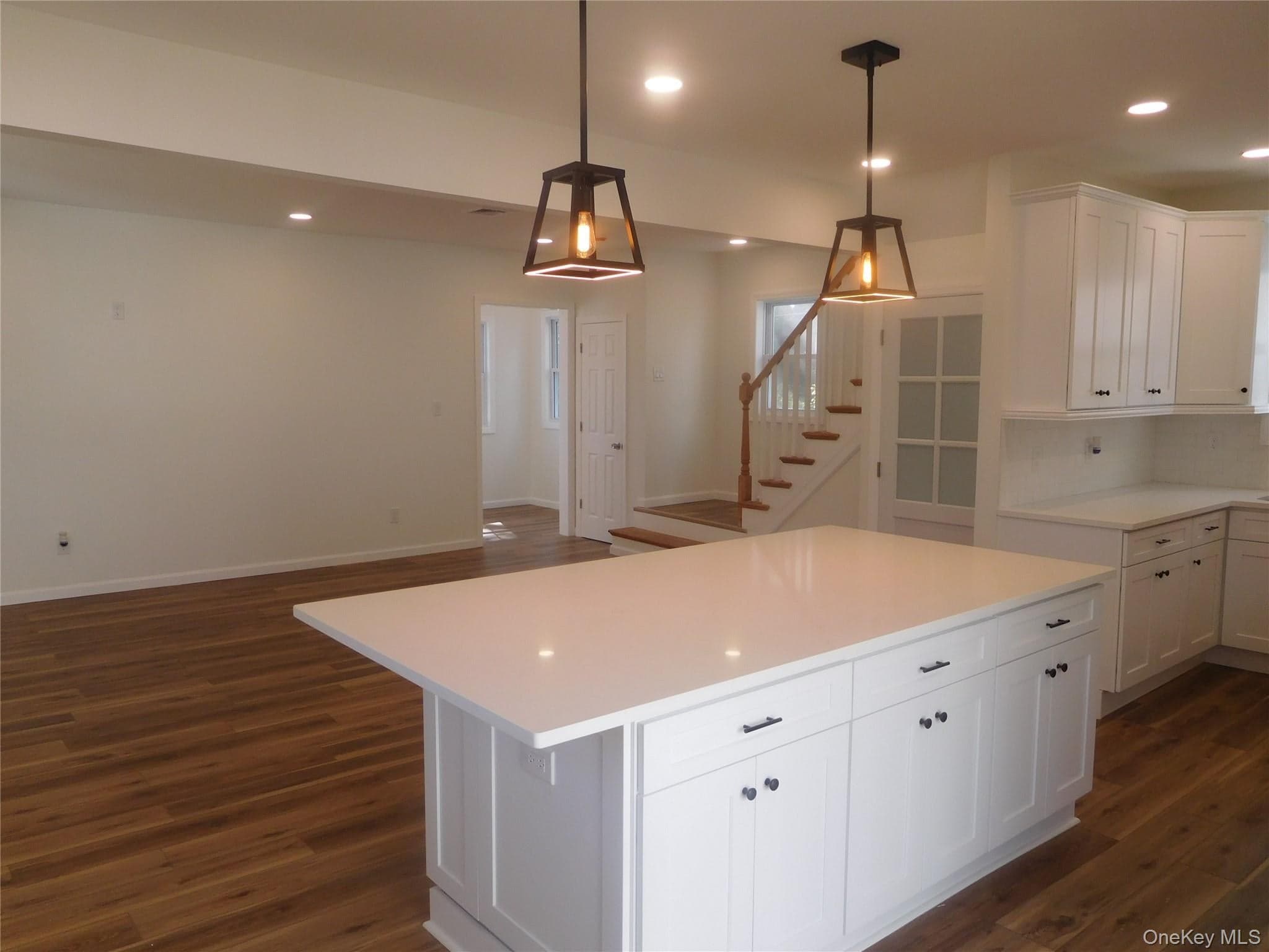 35 Fairview Avenue thumbnail 8