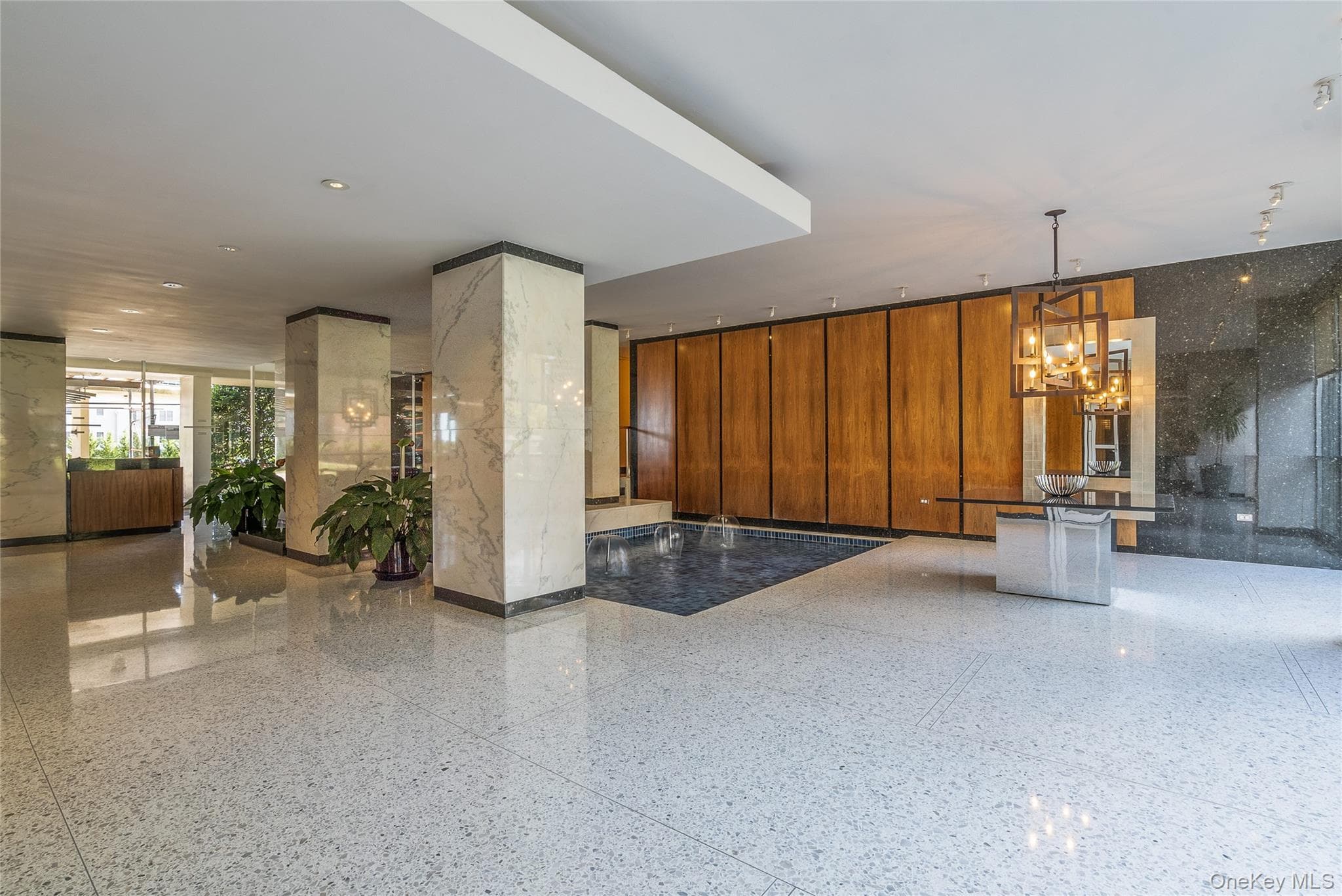 166-25 Powells Cove Boulevard Unit: 16B thumbnail 5