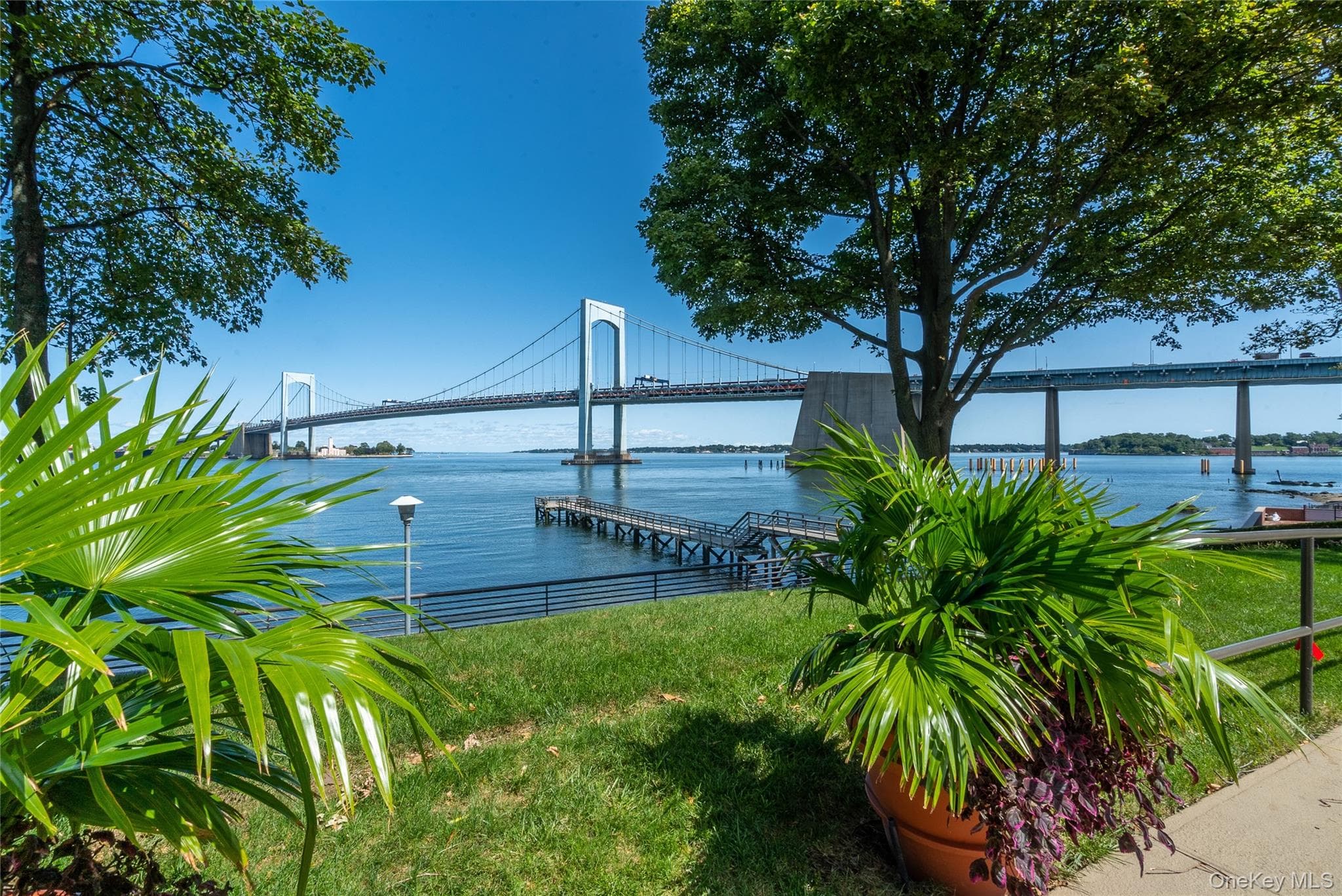 166-25 Powells Cove Boulevard Unit: 16B thumbnail 3