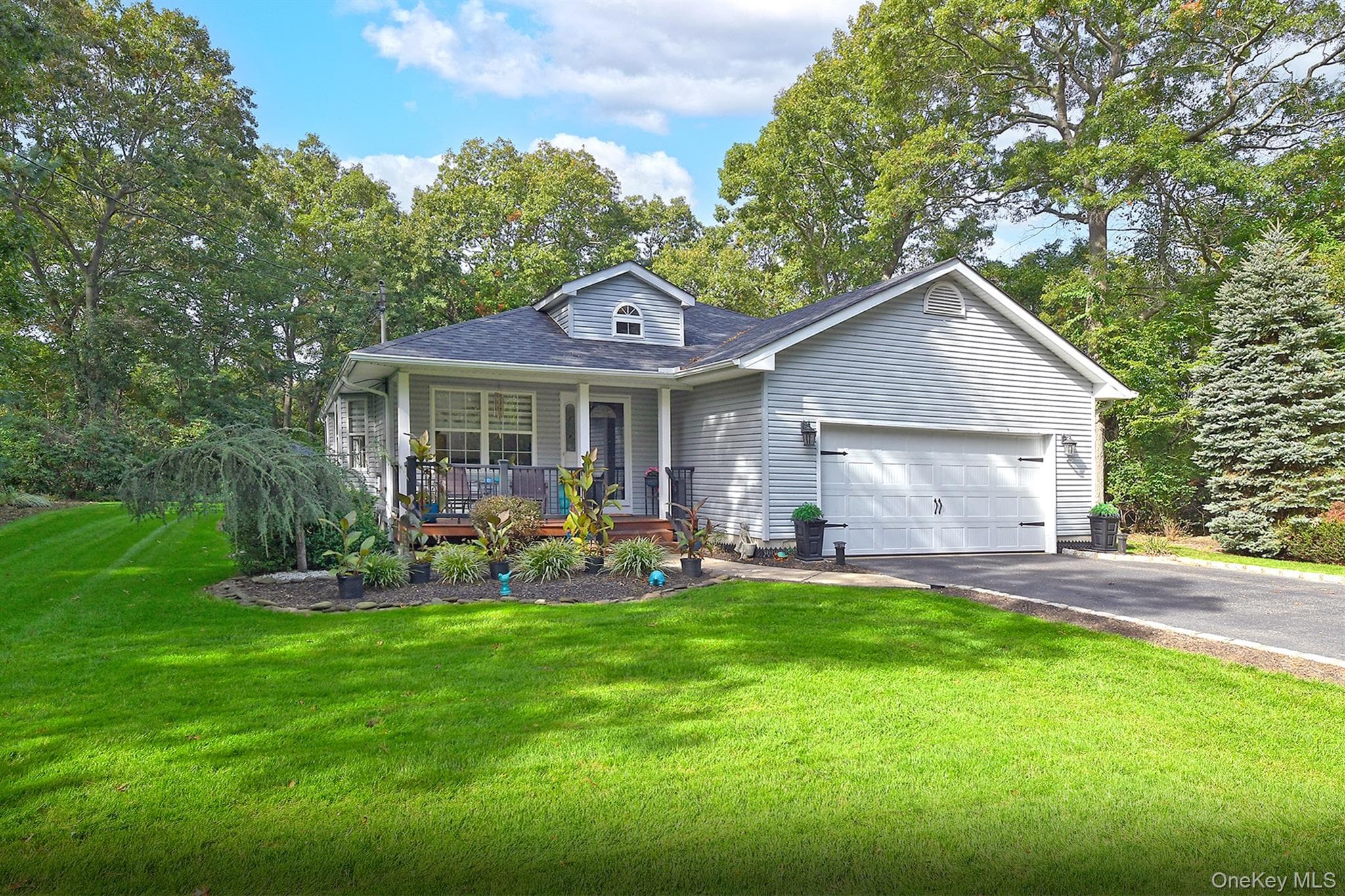81 C Robinson Avenue thumbnail 2