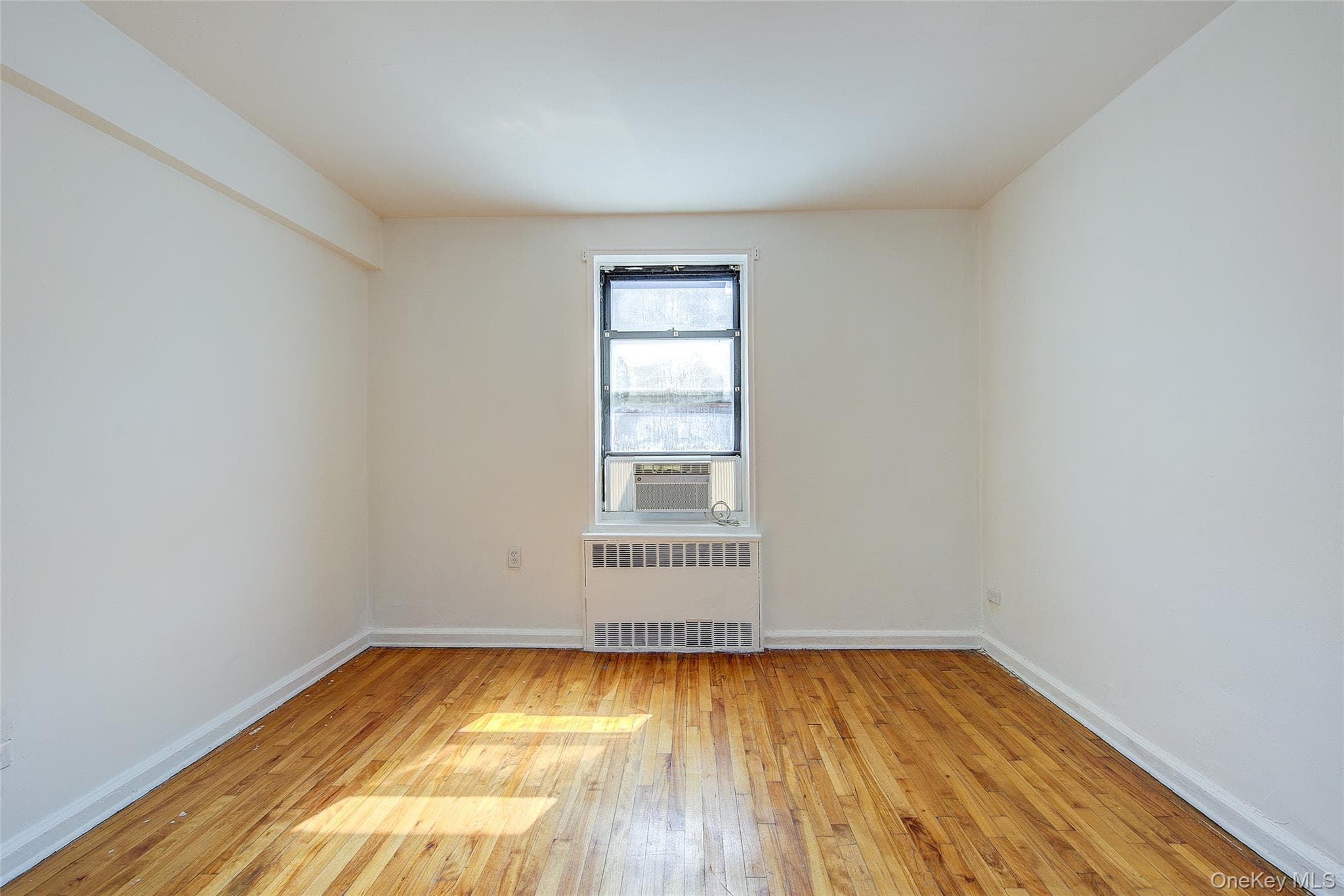 34-20 78th Street Unit: 4J thumbnail 13