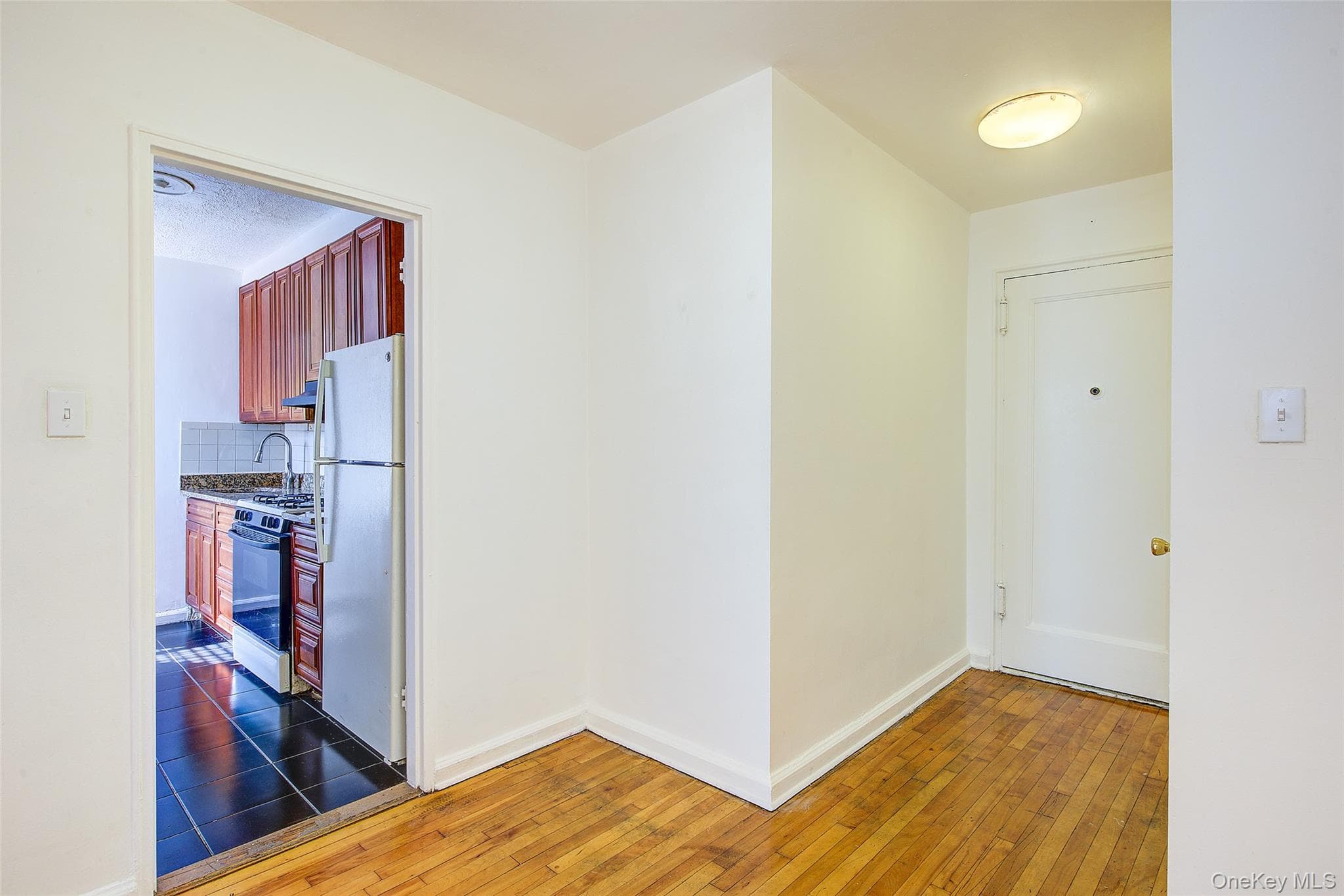 34-20 78th Street Unit: 4J thumbnail 9