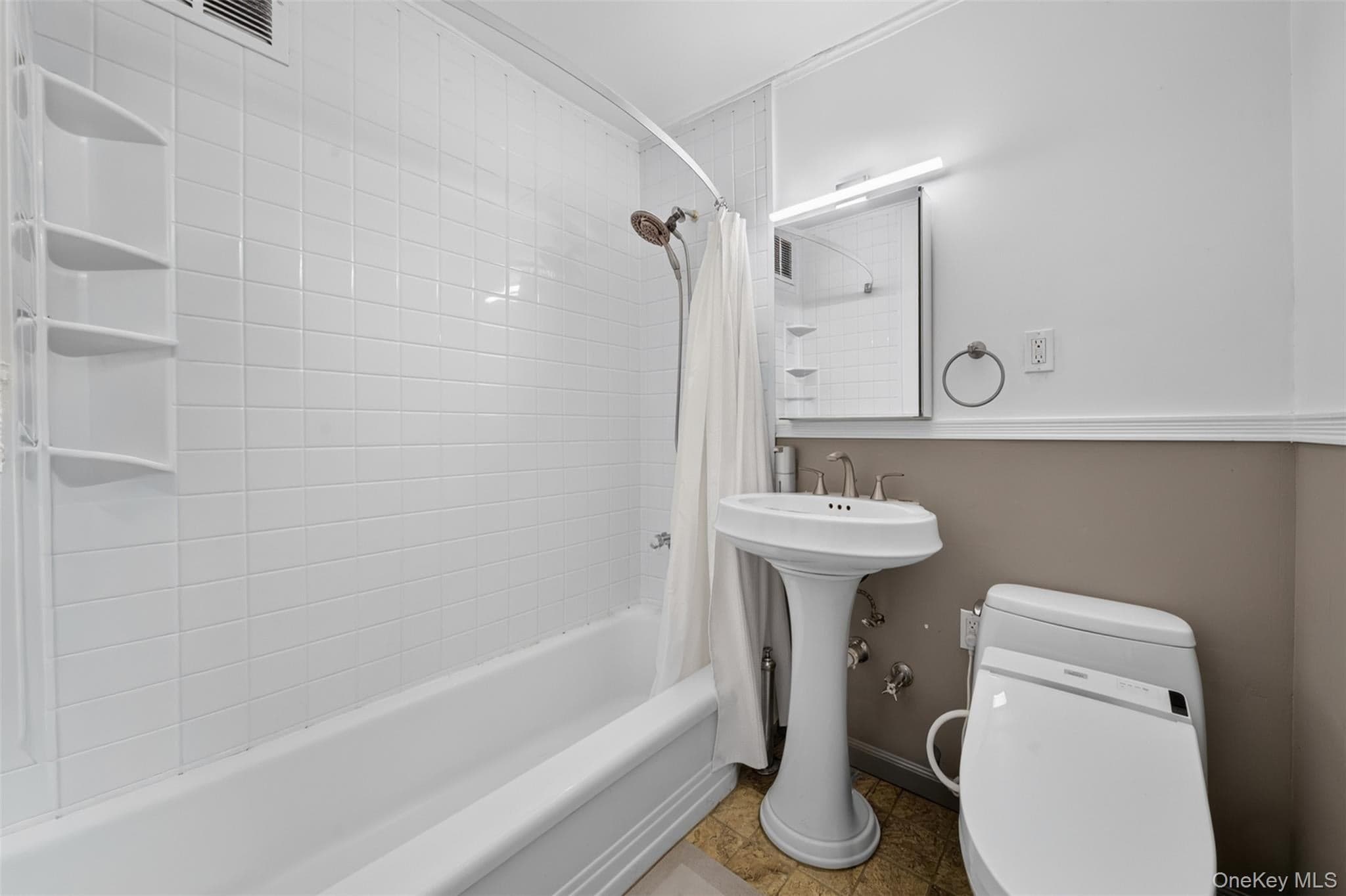 241-20 Northern Blvd Blvd Unit: 3P thumbnail 19