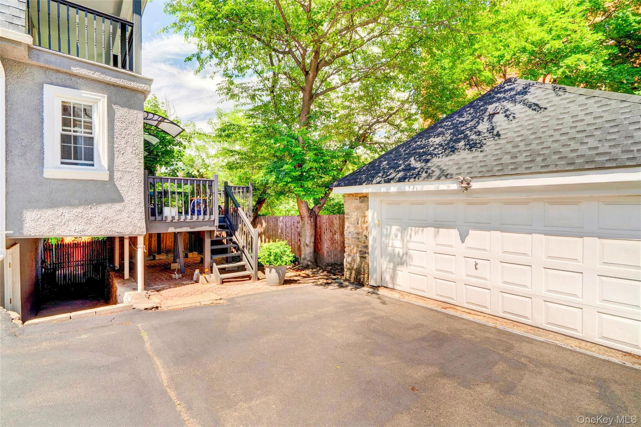 5646 Post Road thumbnail 47
