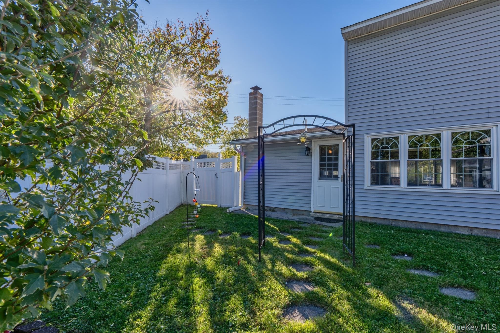 20 Meadowbrook Drive thumbnail 24