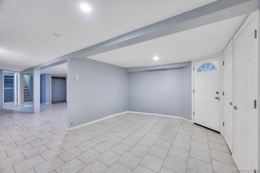 252 Woodbine Street thumbnail 31