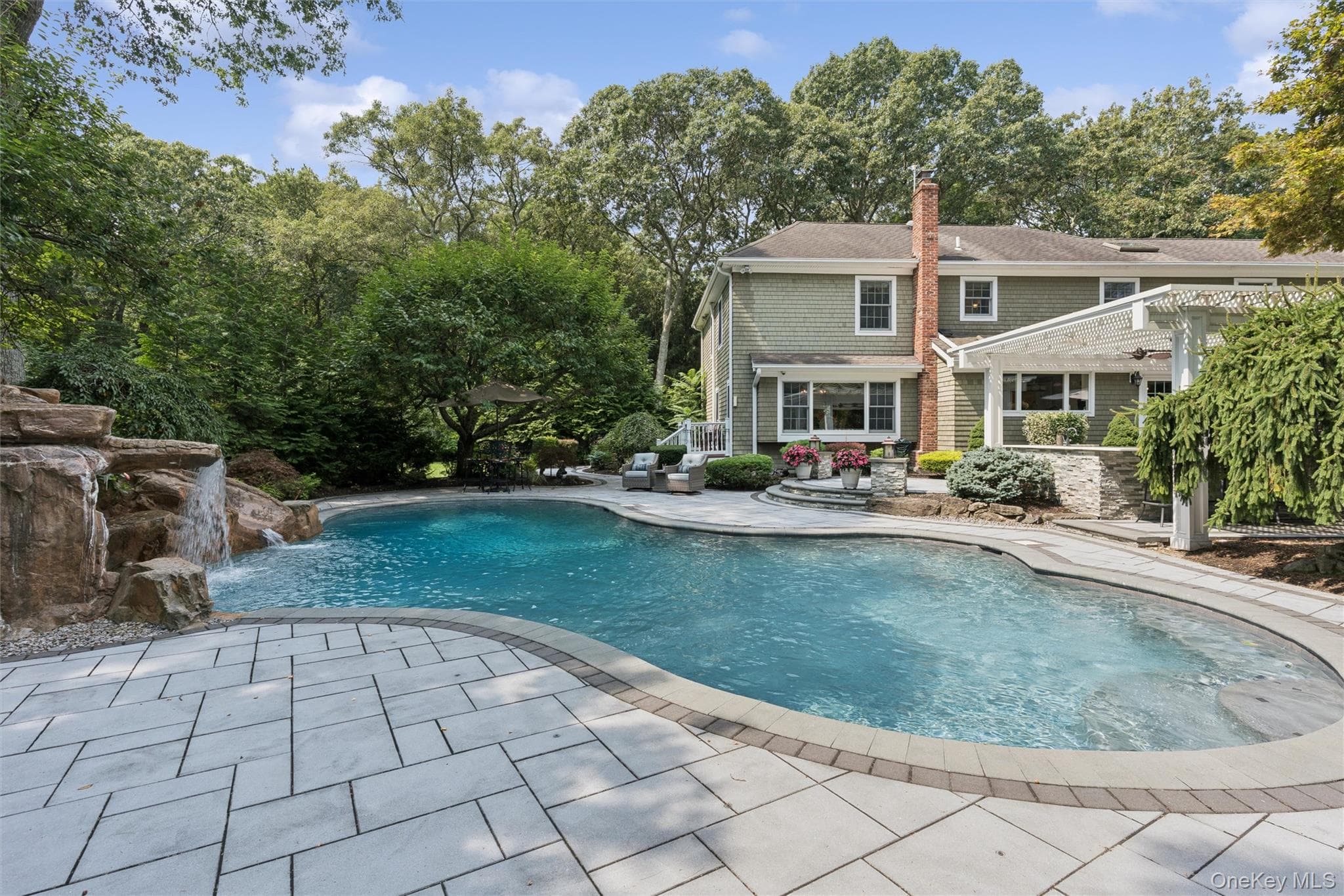 38 Riverview Terrace thumbnail 2