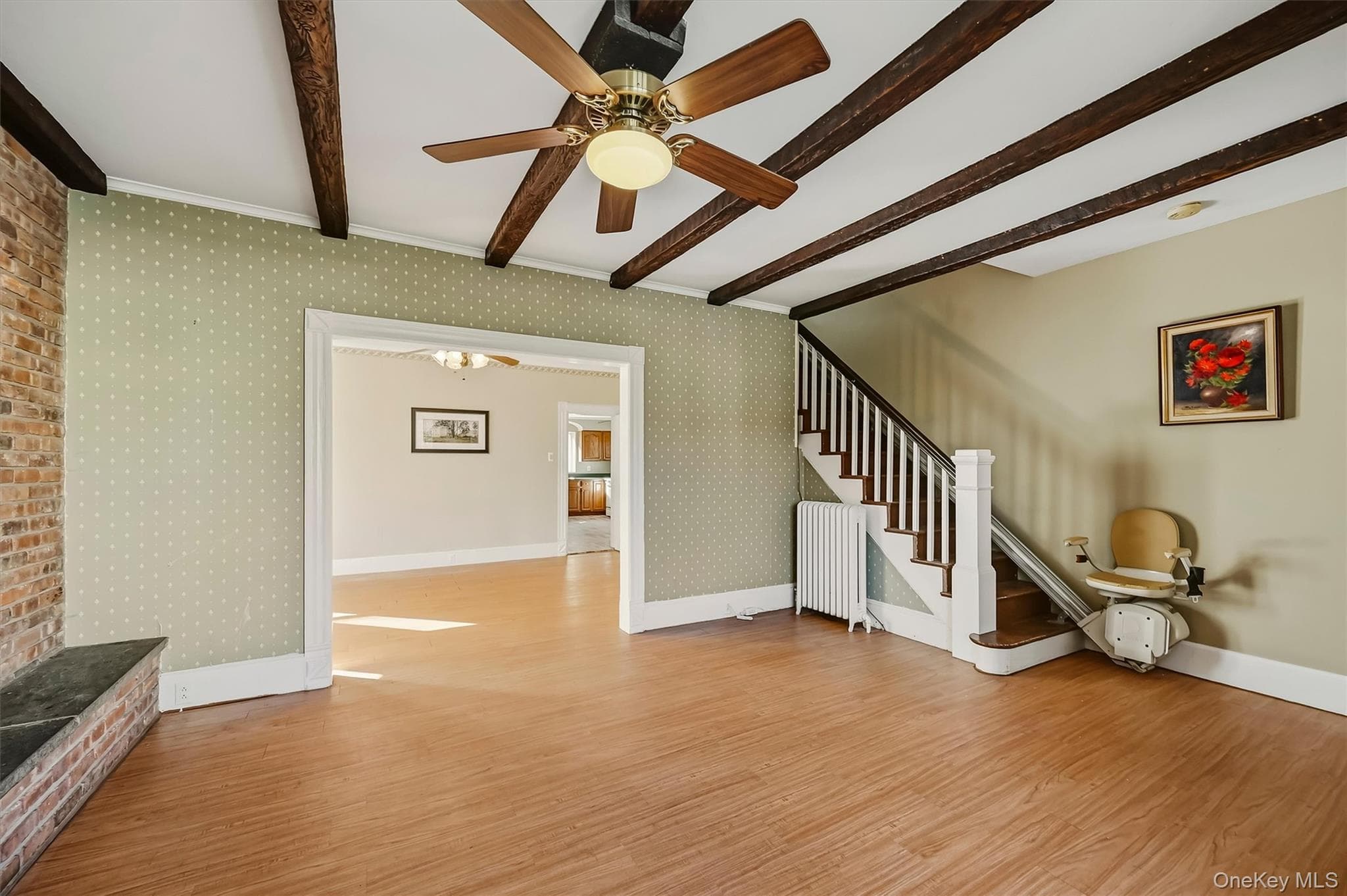 167 E Main Street thumbnail 6