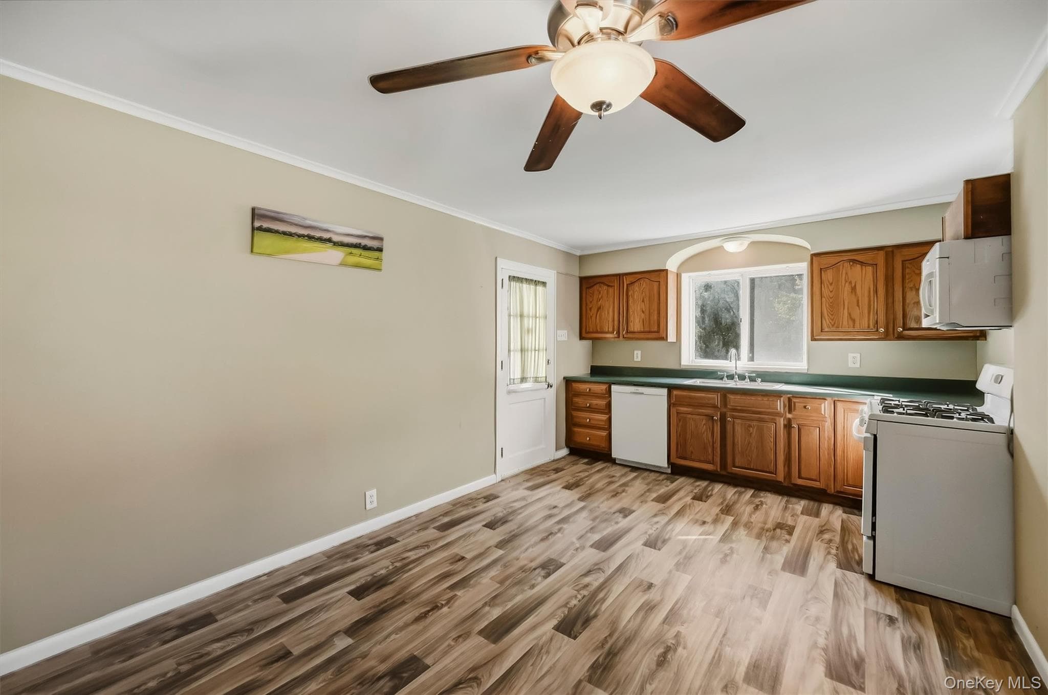167 E Main Street thumbnail 13