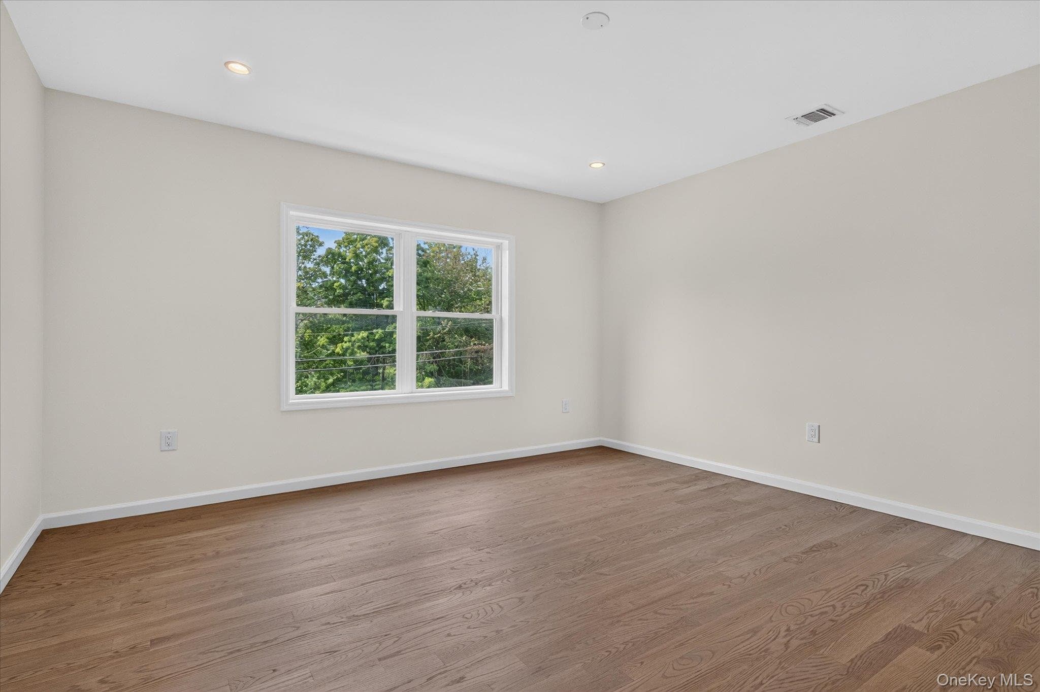 592 Ludingtonville Road thumbnail 14