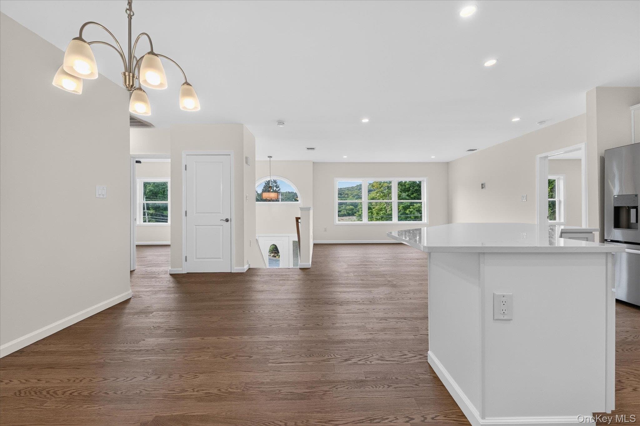 592 Ludingtonville Road thumbnail 8