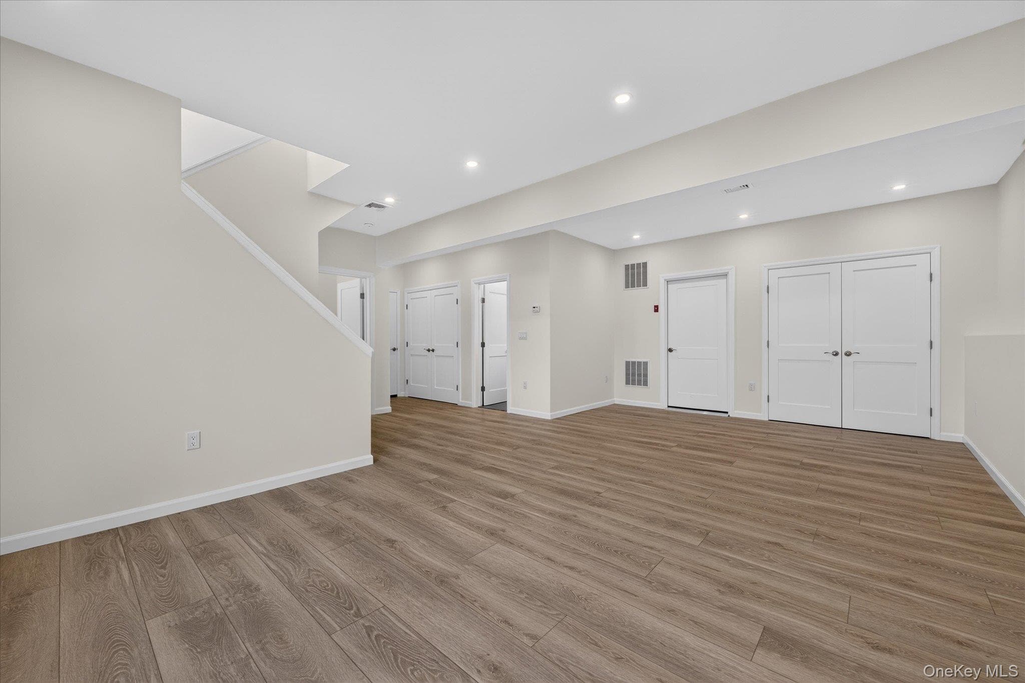 592 Ludingtonville Road thumbnail 20