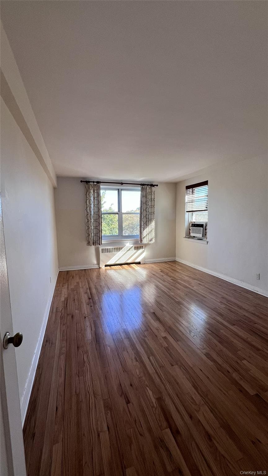 290 Collins Avenue Unit: 8E thumbnail 7