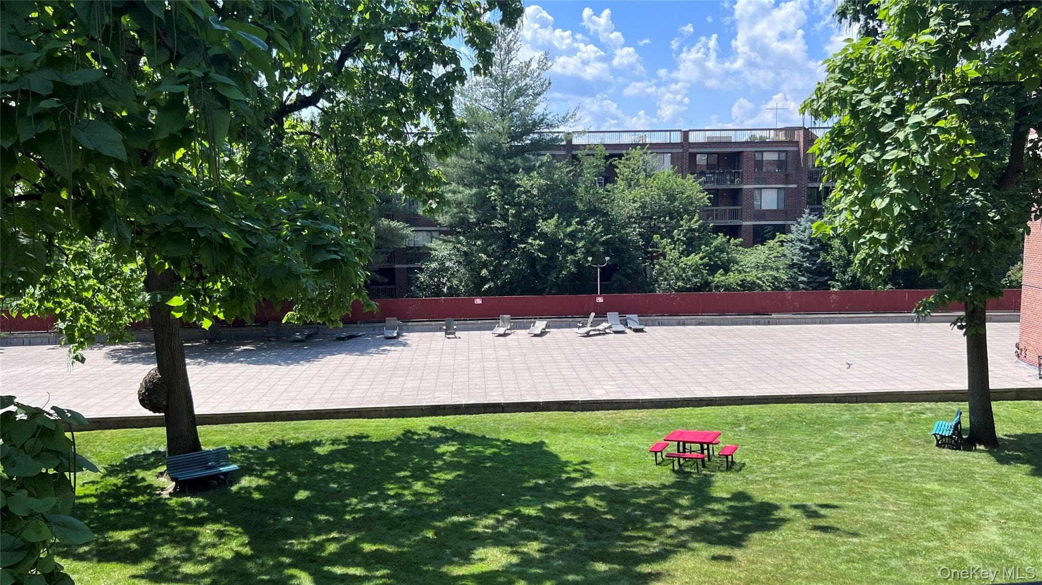 290 Collins Avenue Unit: 8E thumbnail 15