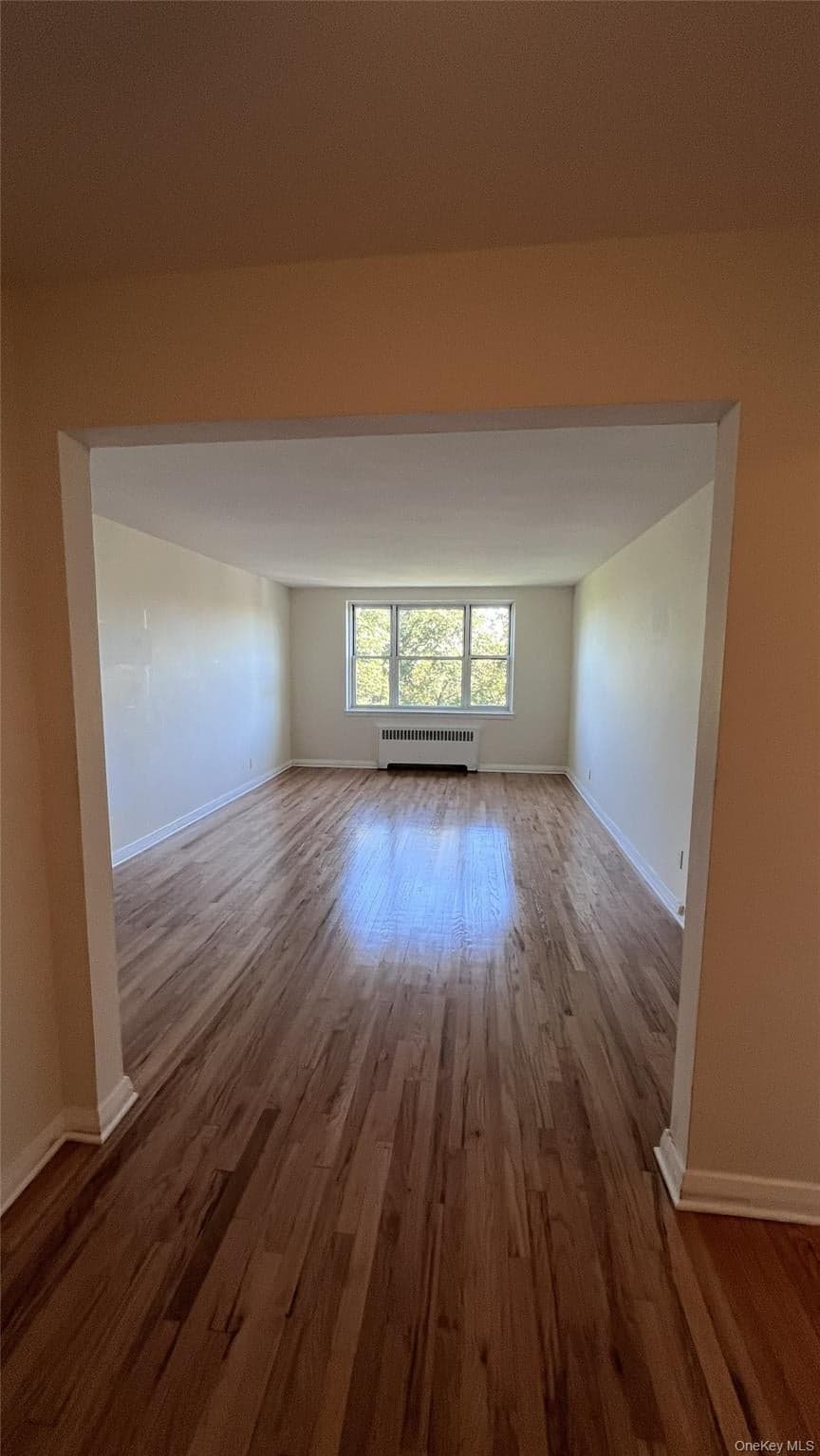 290 Collins Avenue Unit: 8E thumbnail 2
