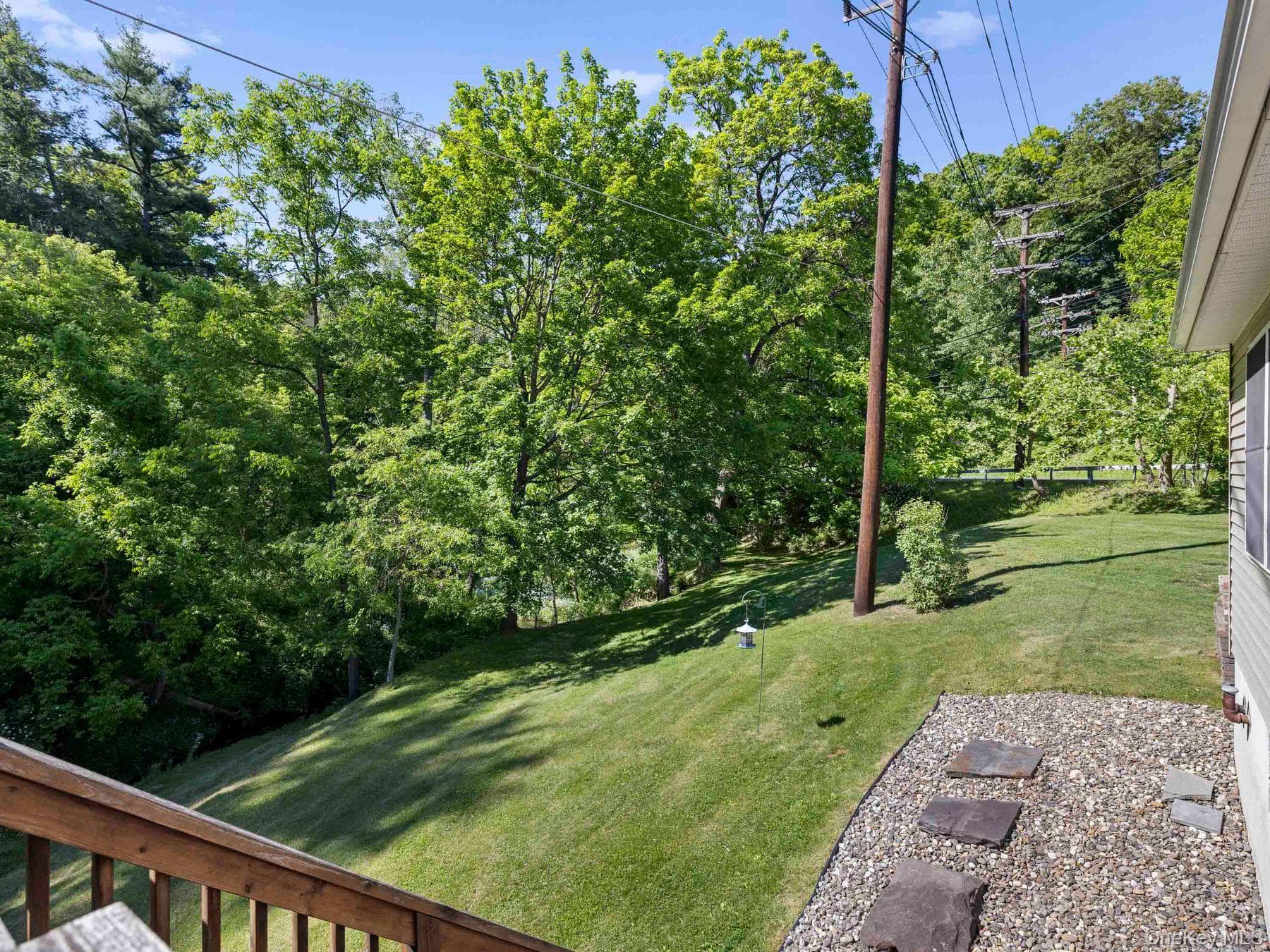 235 Wilbur Avenue thumbnail 7
