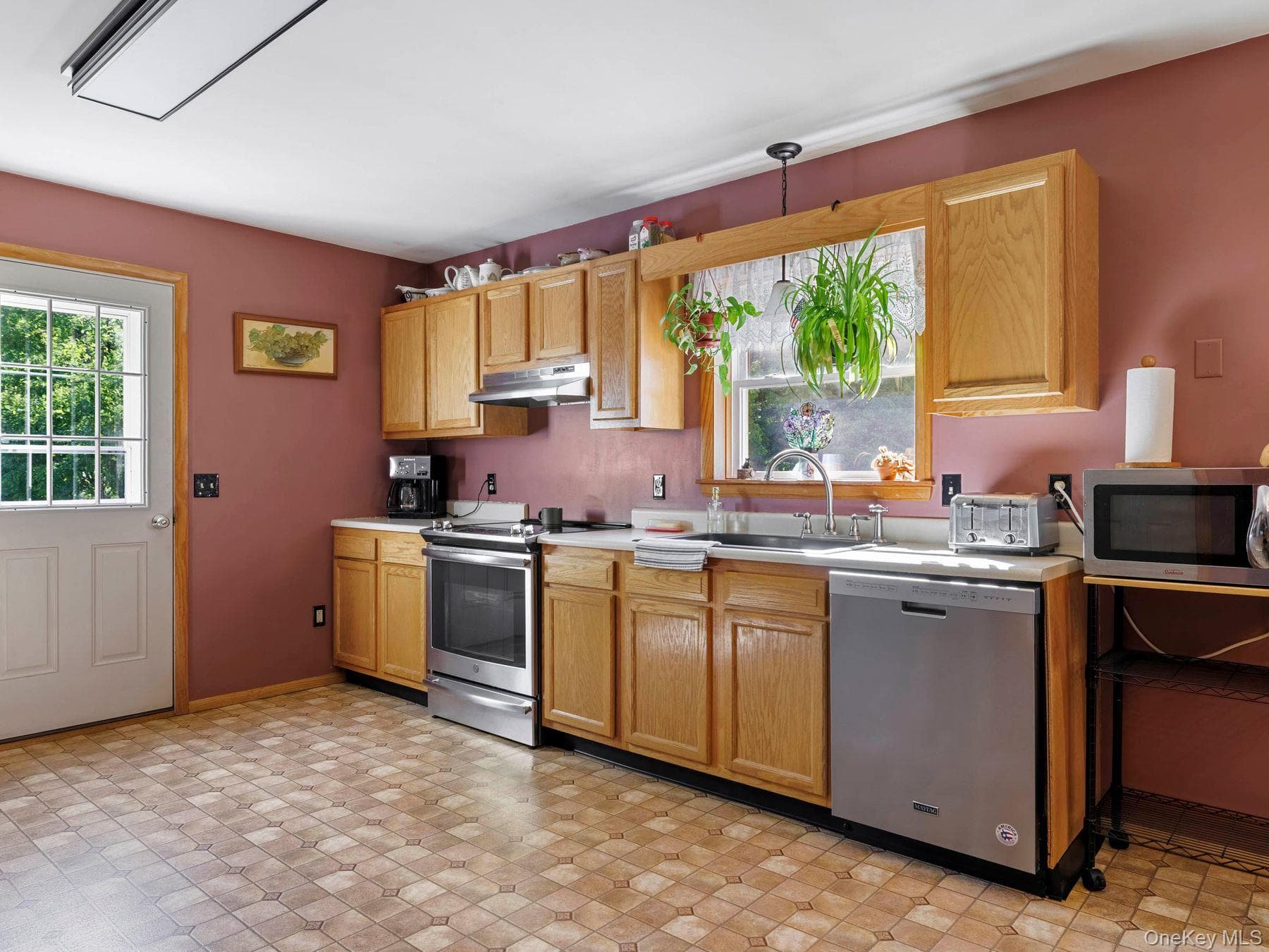 235 Wilbur Avenue thumbnail 14