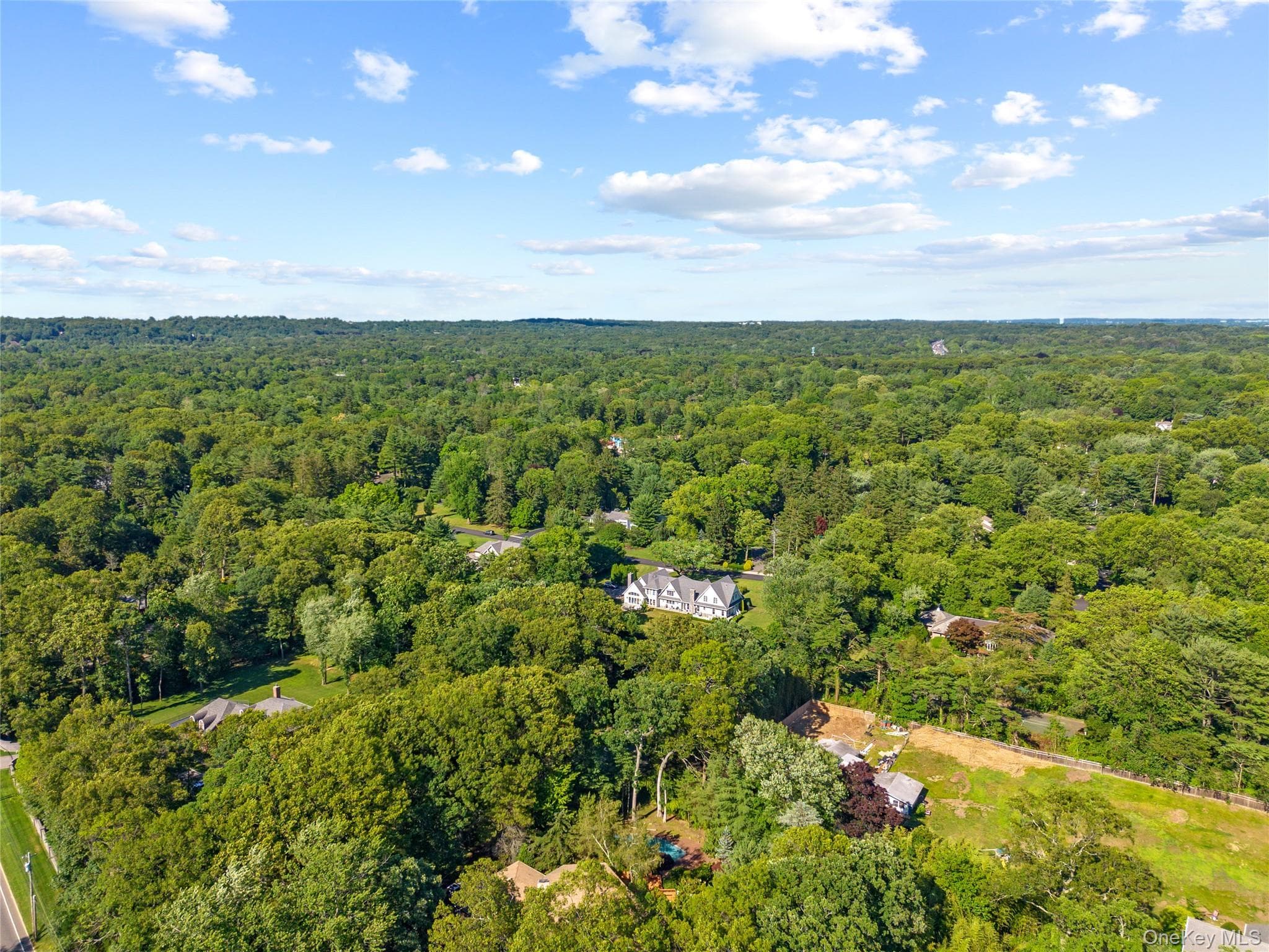249 Glen Cove Road thumbnail 35