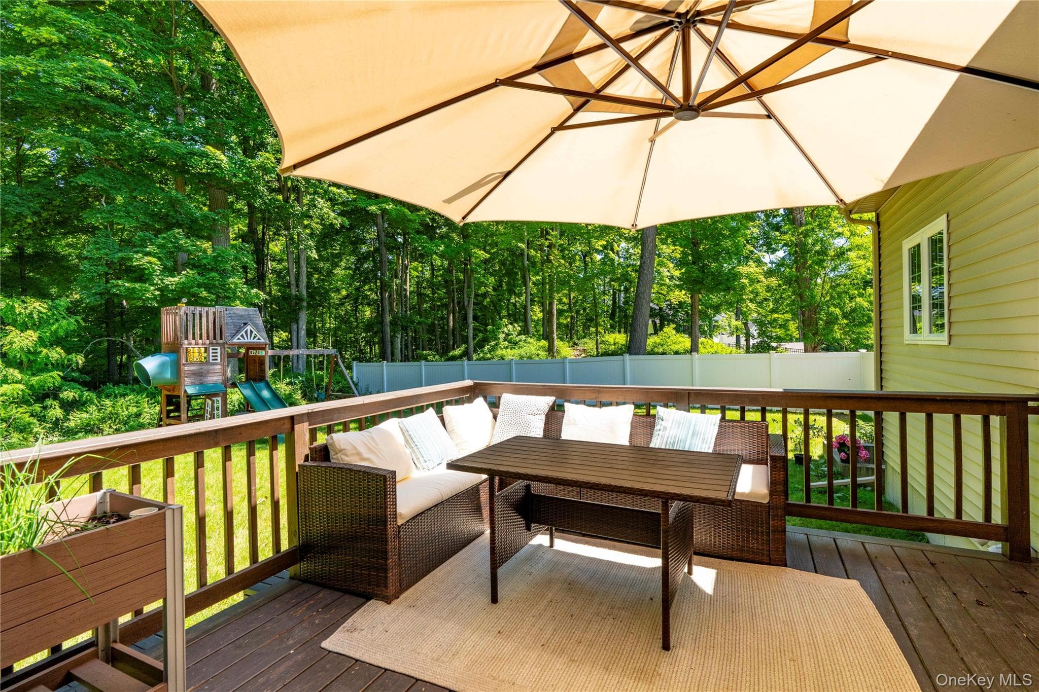 37 Biltmore Drive thumbnail 39