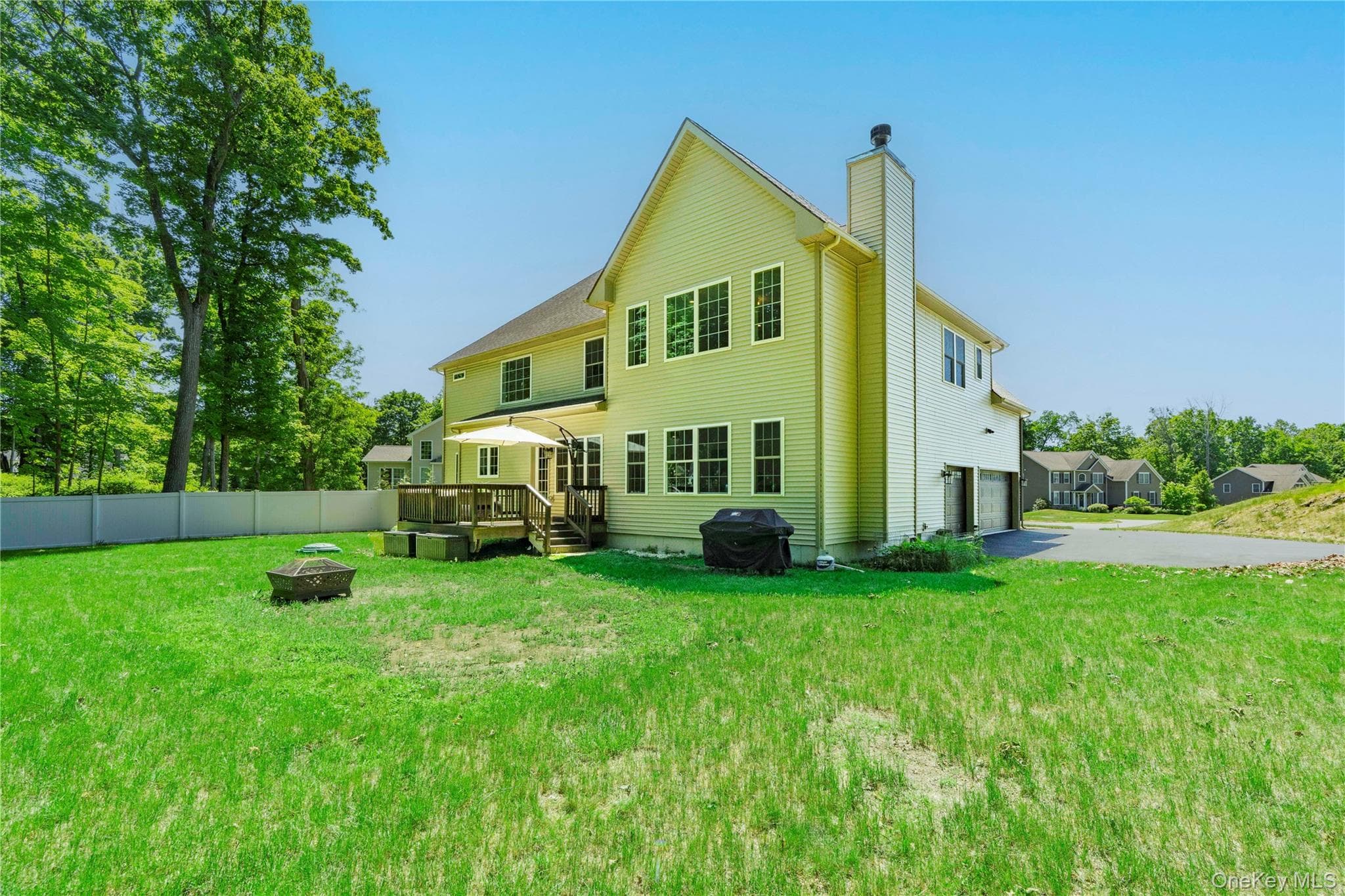 37 Biltmore Drive thumbnail 41