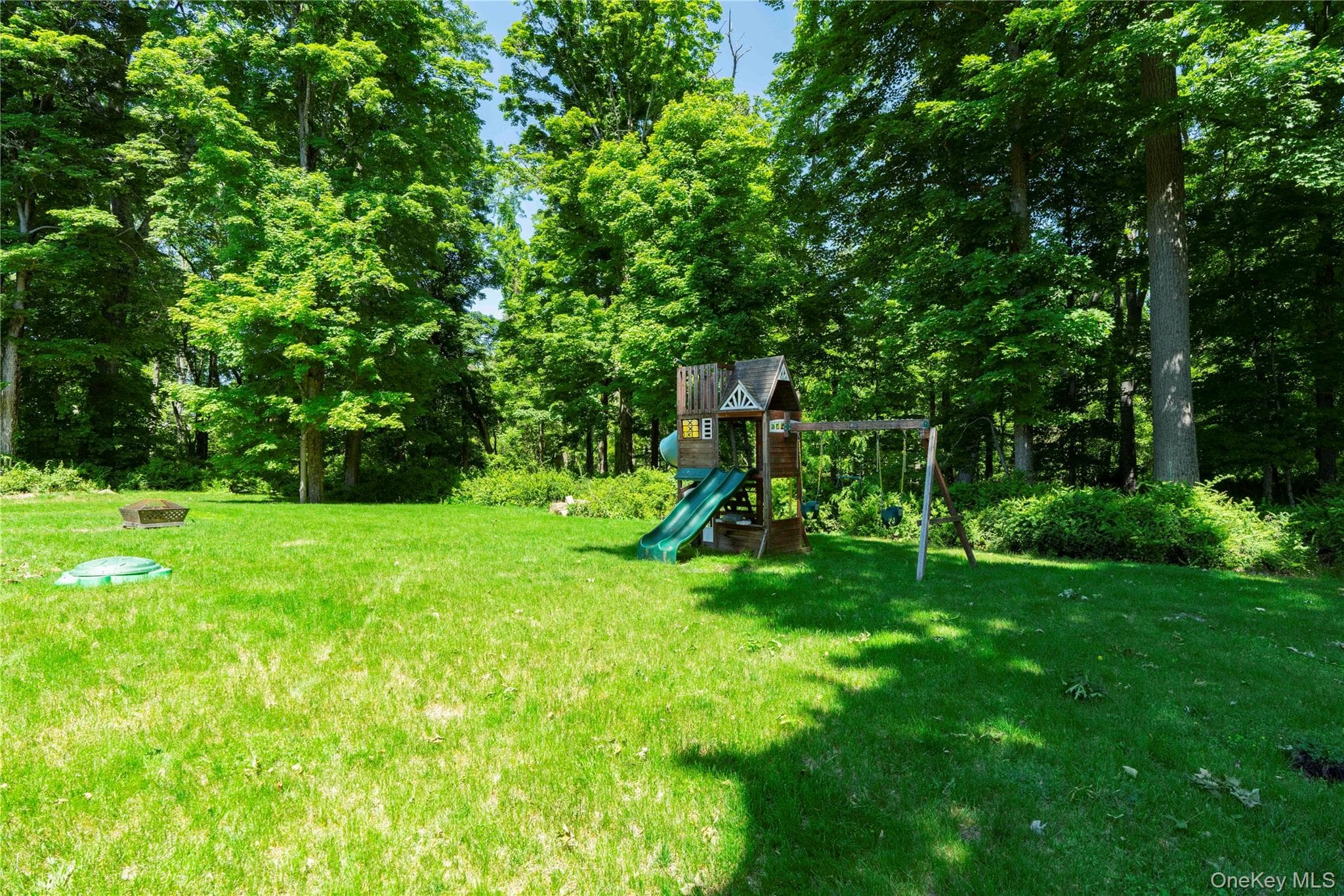 37 Biltmore Drive thumbnail 38