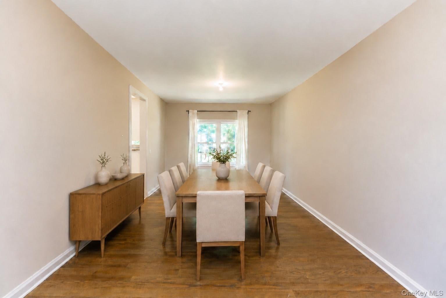 37 Biltmore Drive thumbnail 9
